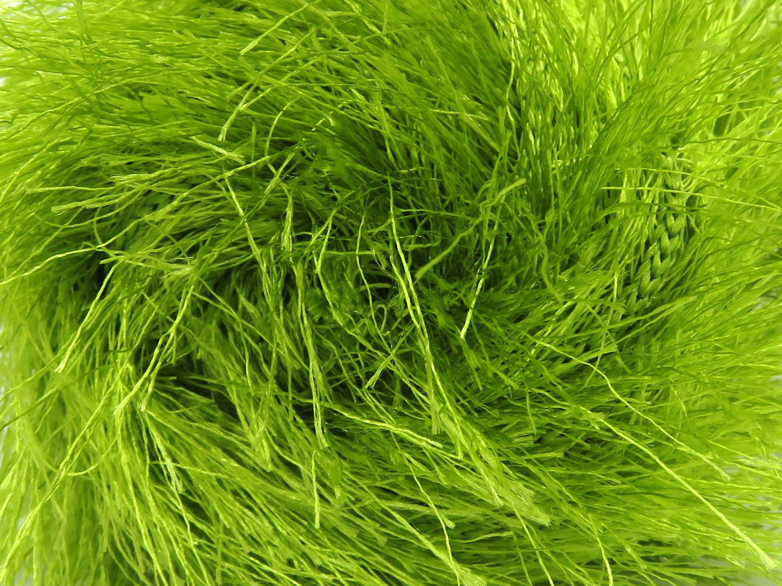 Eyelash Bulky Light Green