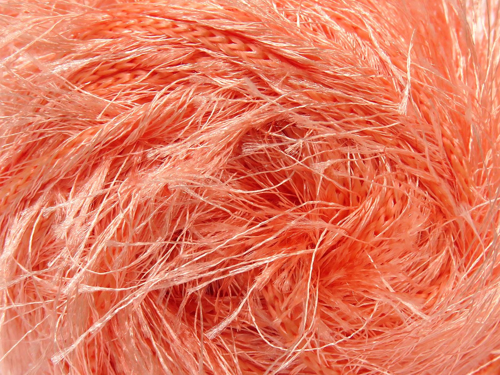 Eyelash Bulky Light Salmon