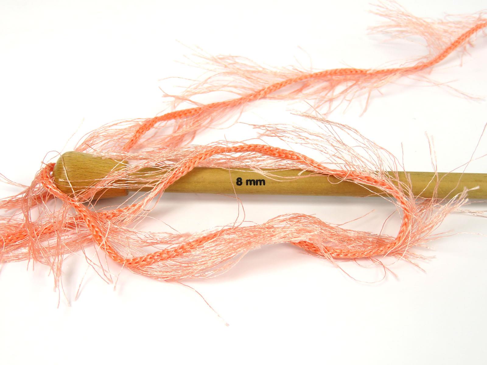 Eyelash Bulky Light Salmon