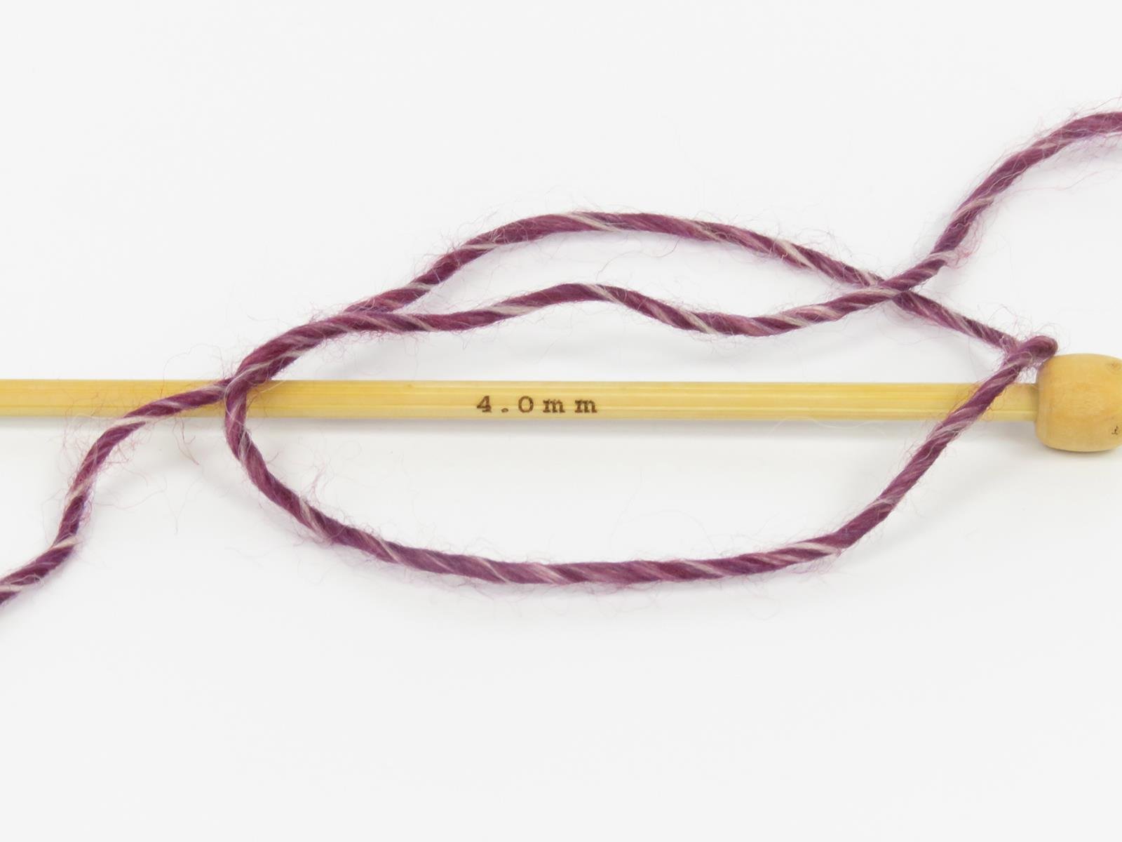 Feliz Alpaca Dark Orchid, Light Cream