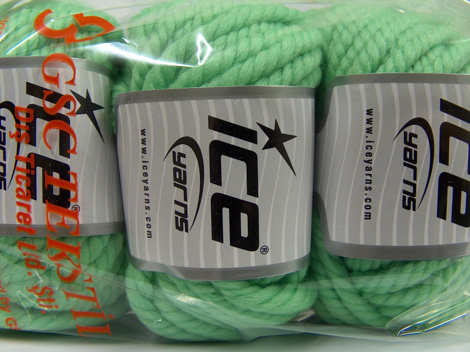 Jumbo Pure Wool Light Green