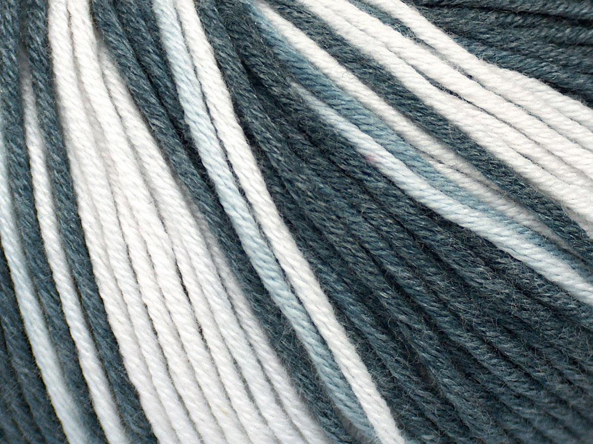 Lorena Batik DK Light Beige, Grey Shades