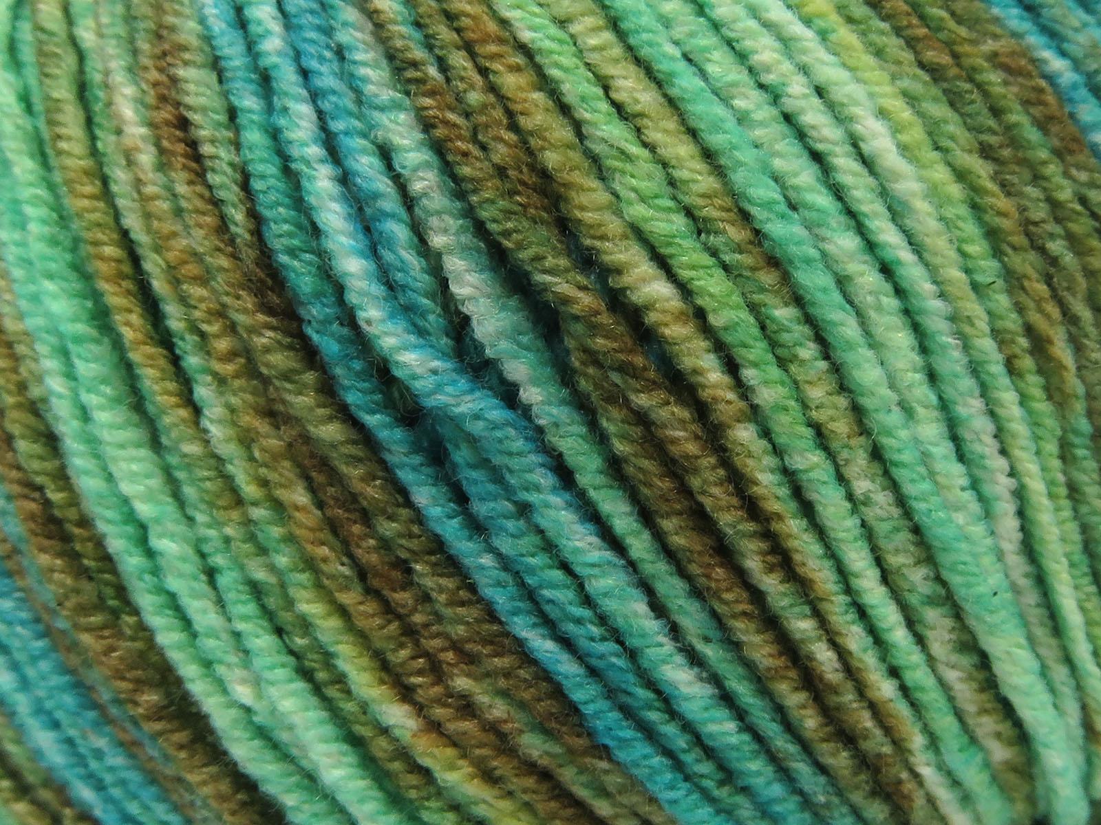 Lorena Splash Brown Shades, Green Shades