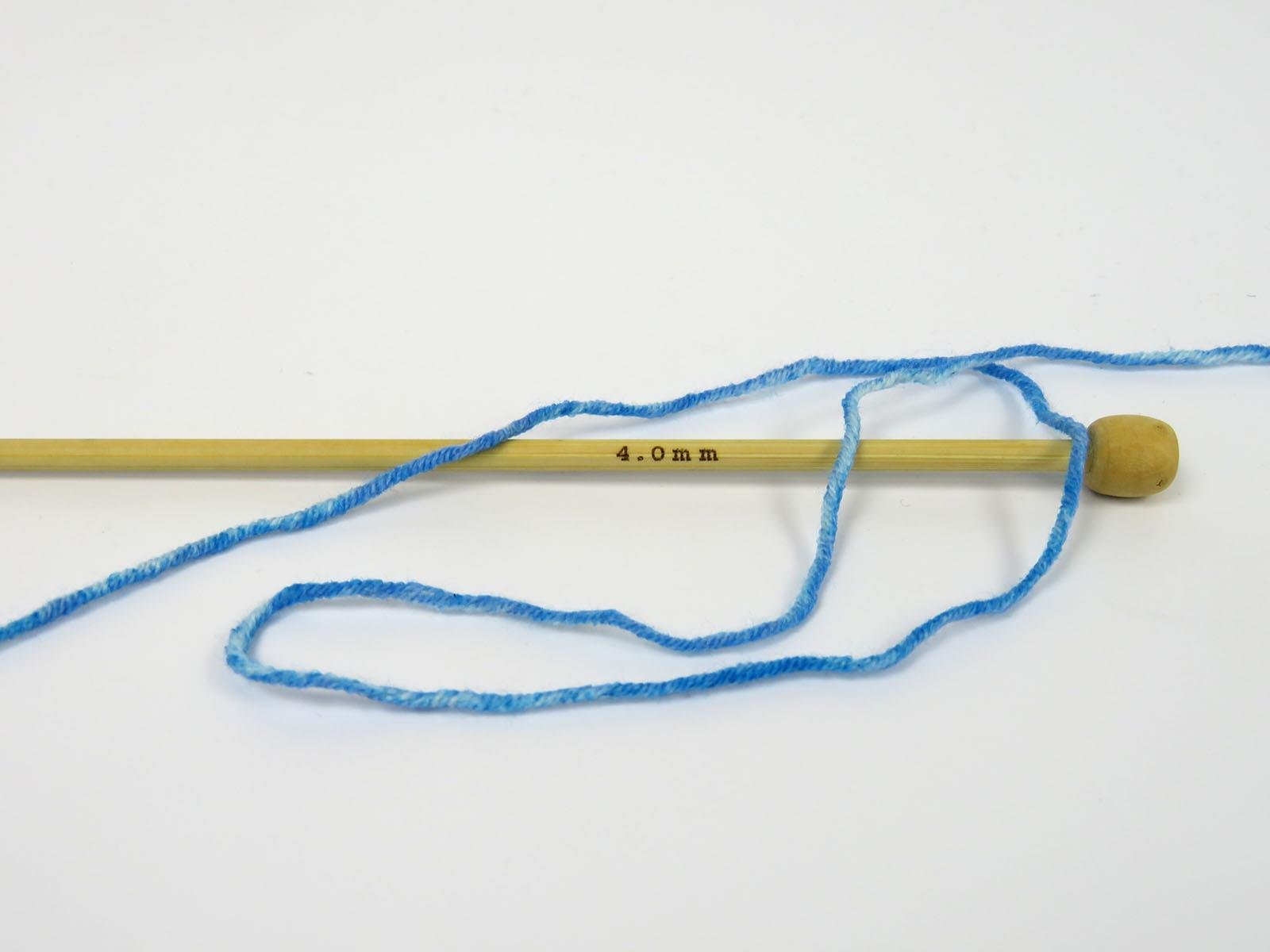 Lorena Splash Maroon, Blue Shades