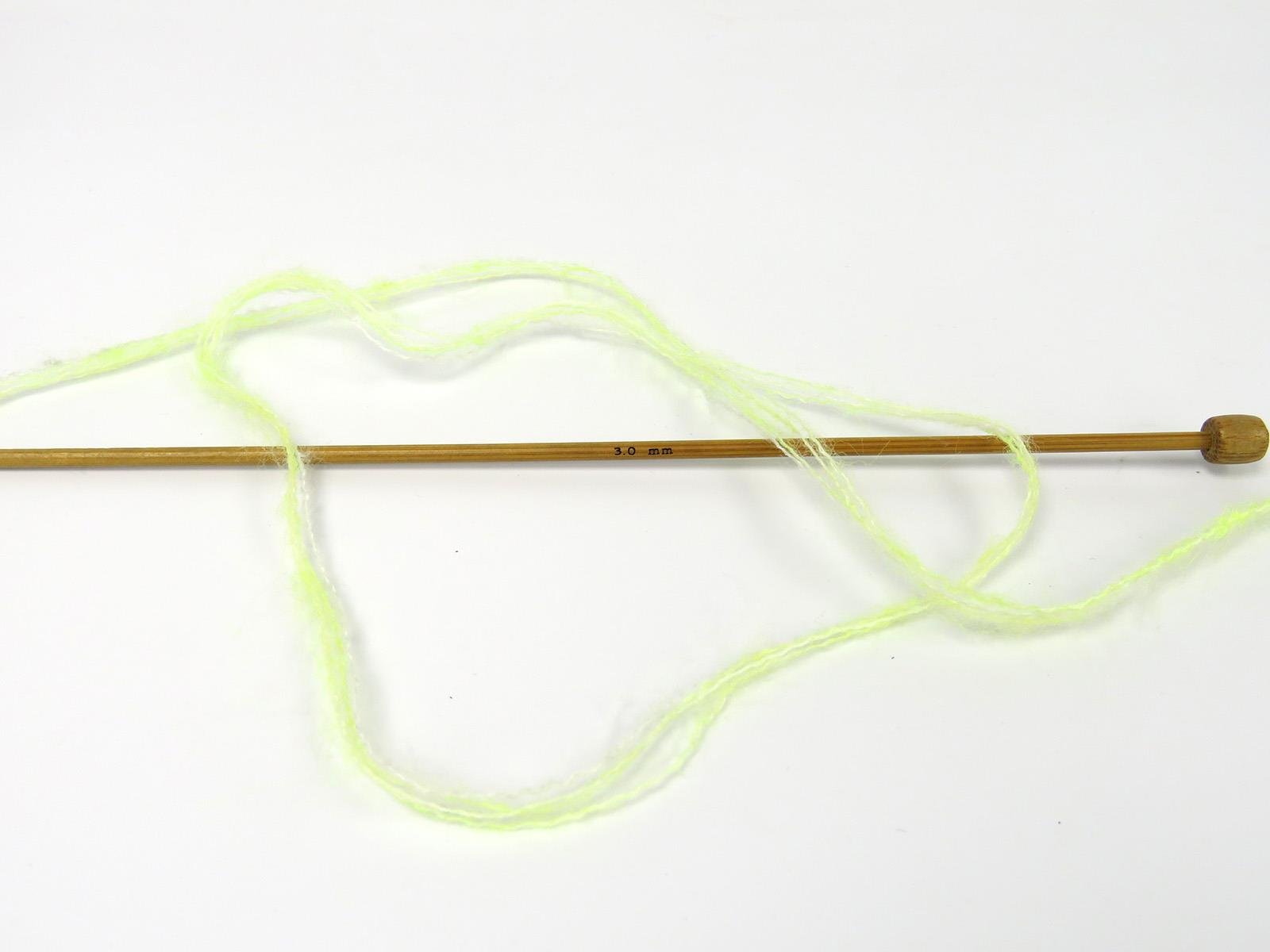 Lot of 2 x 150gr Skeins Ice Yarns CAKES TOMMY WOOL (10% Wool) Yarn Light Green melange