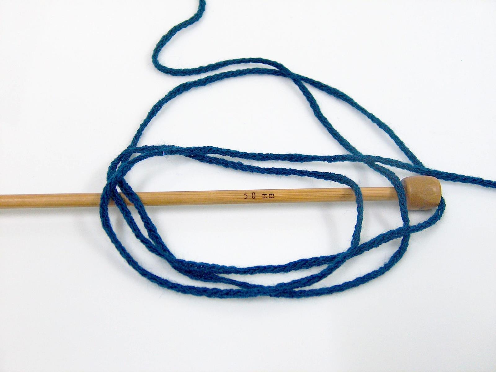 Lot of 4 x 100gr Skeins Ice Yarns CHAIN PAILLETTE (2% Paillette) Yarn Dark Blue