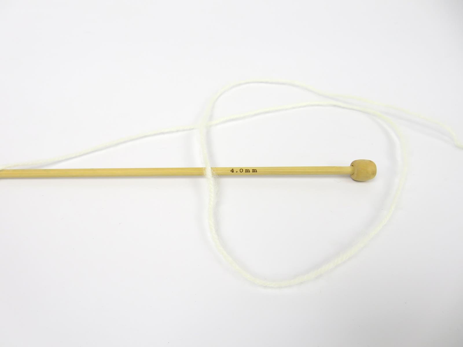 Lot of 4 x 100gr Skeins Ice Yarns SHAGGY Hand Knitting Yarn Cream Shades