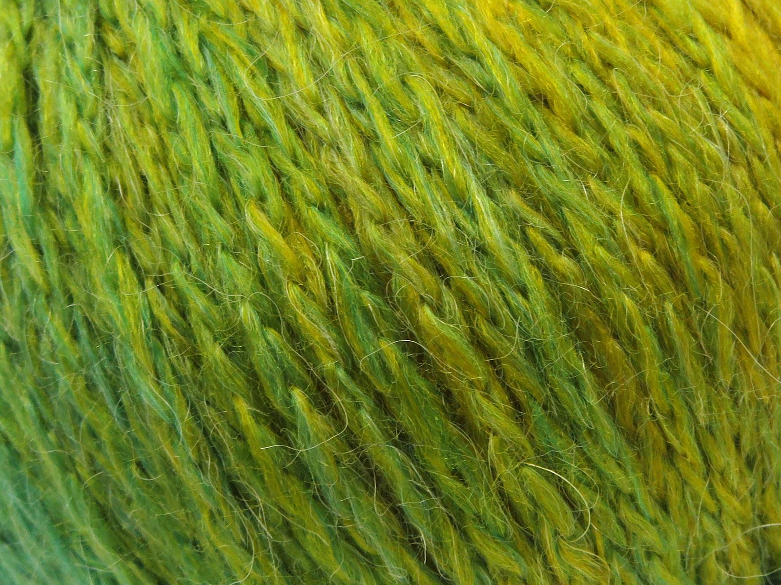 Nordic Light Green, Gold