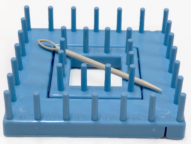 Square Knitting Looms .