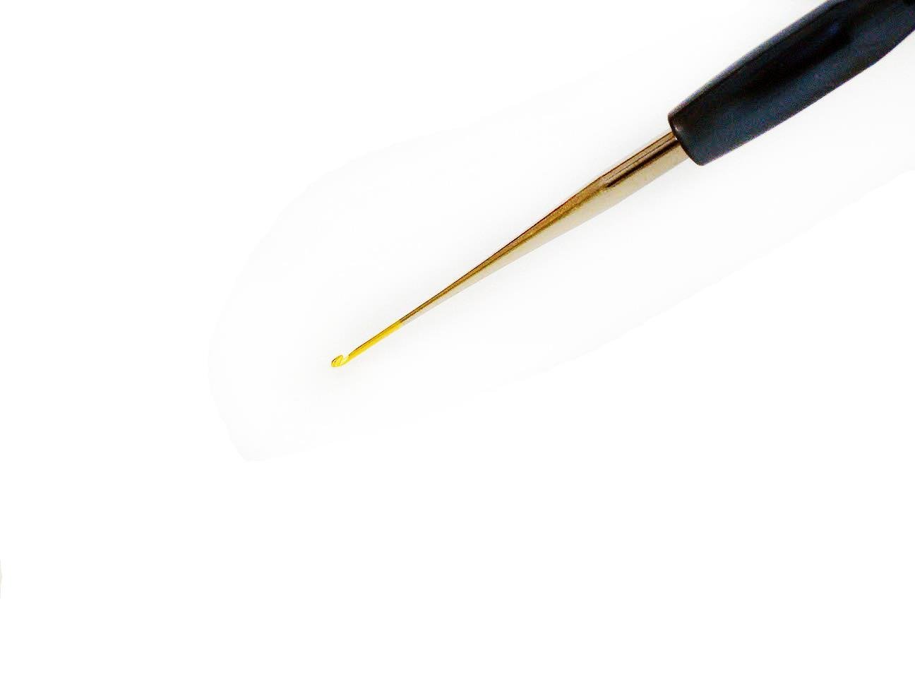 Tulip Plastic Handle Crochet Hook . #21 - 0.55 mm