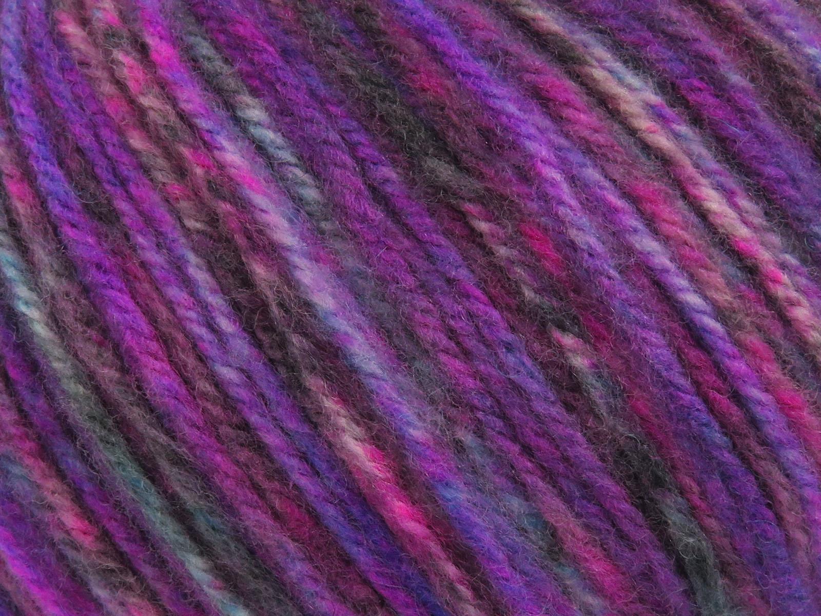 Wool Varicolor Worsted Black, Blue, Grey, Purple Shades