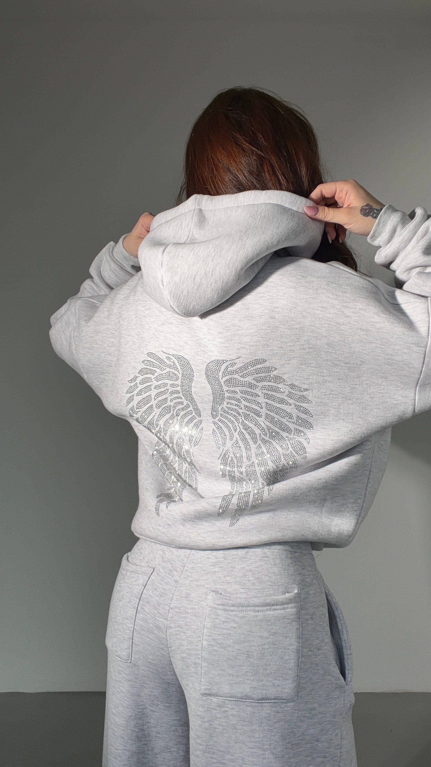 Wings Taşlı Sweatshirt Gri