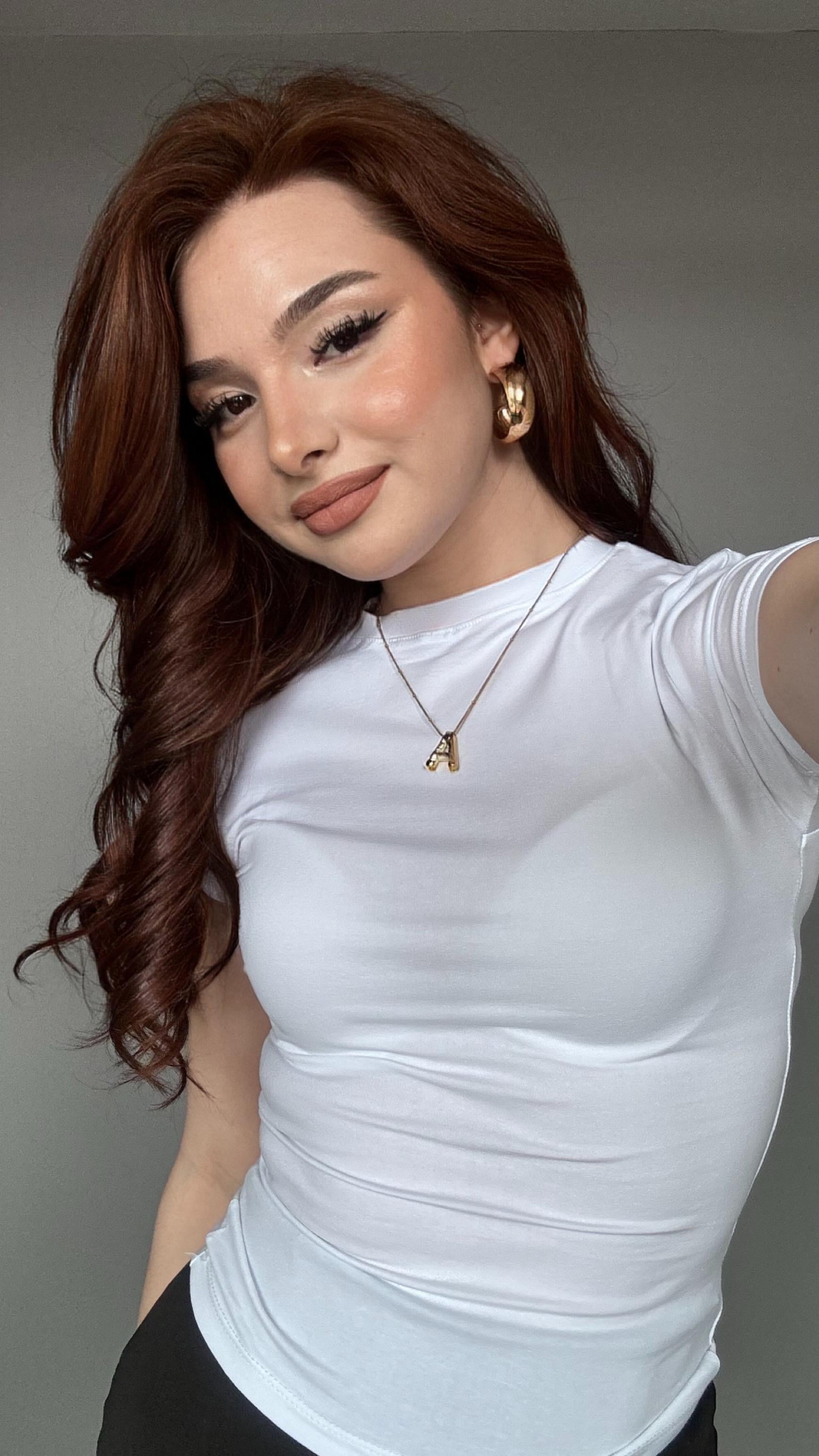 Basıc Beyaz Tişört