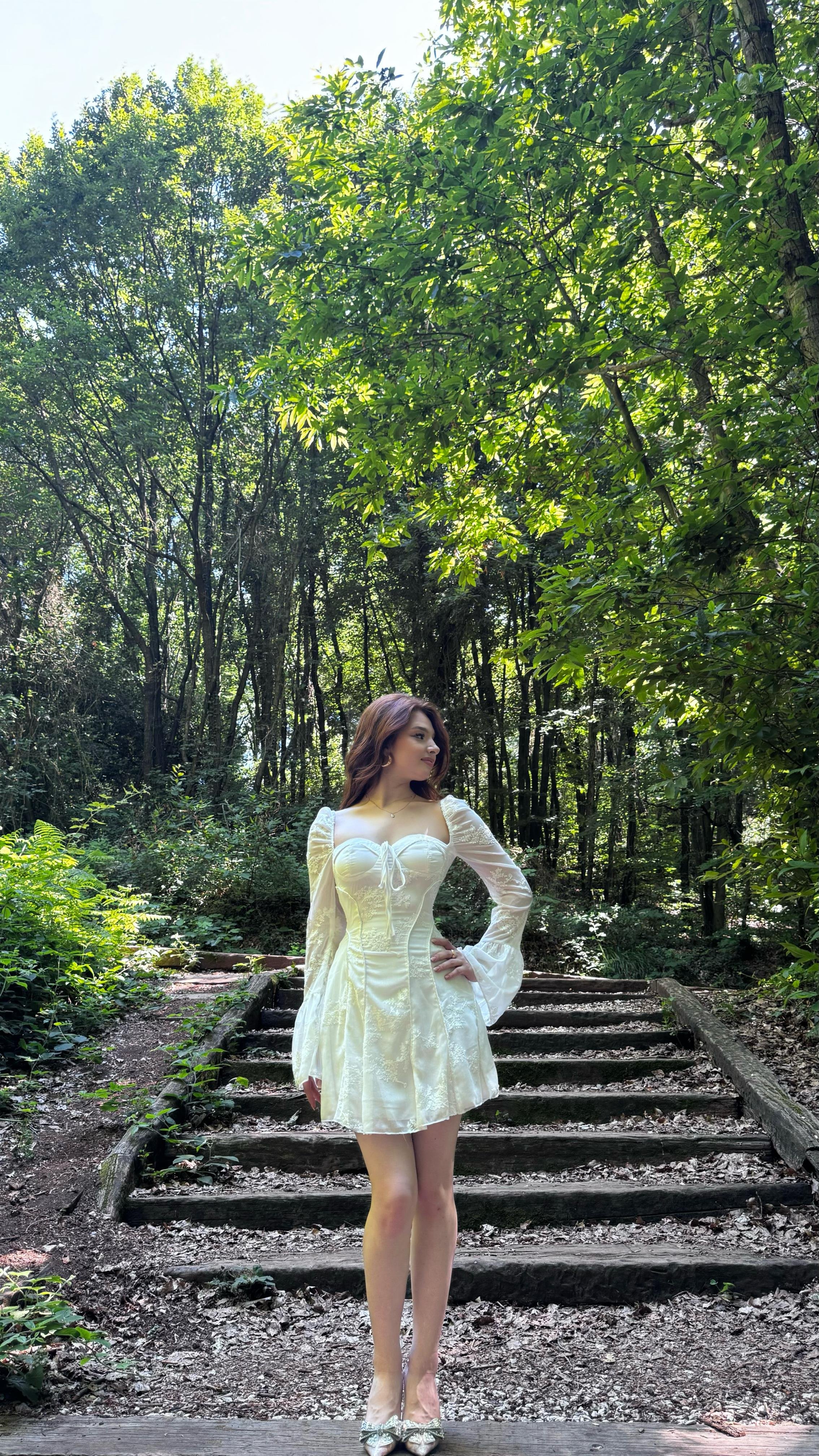 Bella Beyaz Elbise