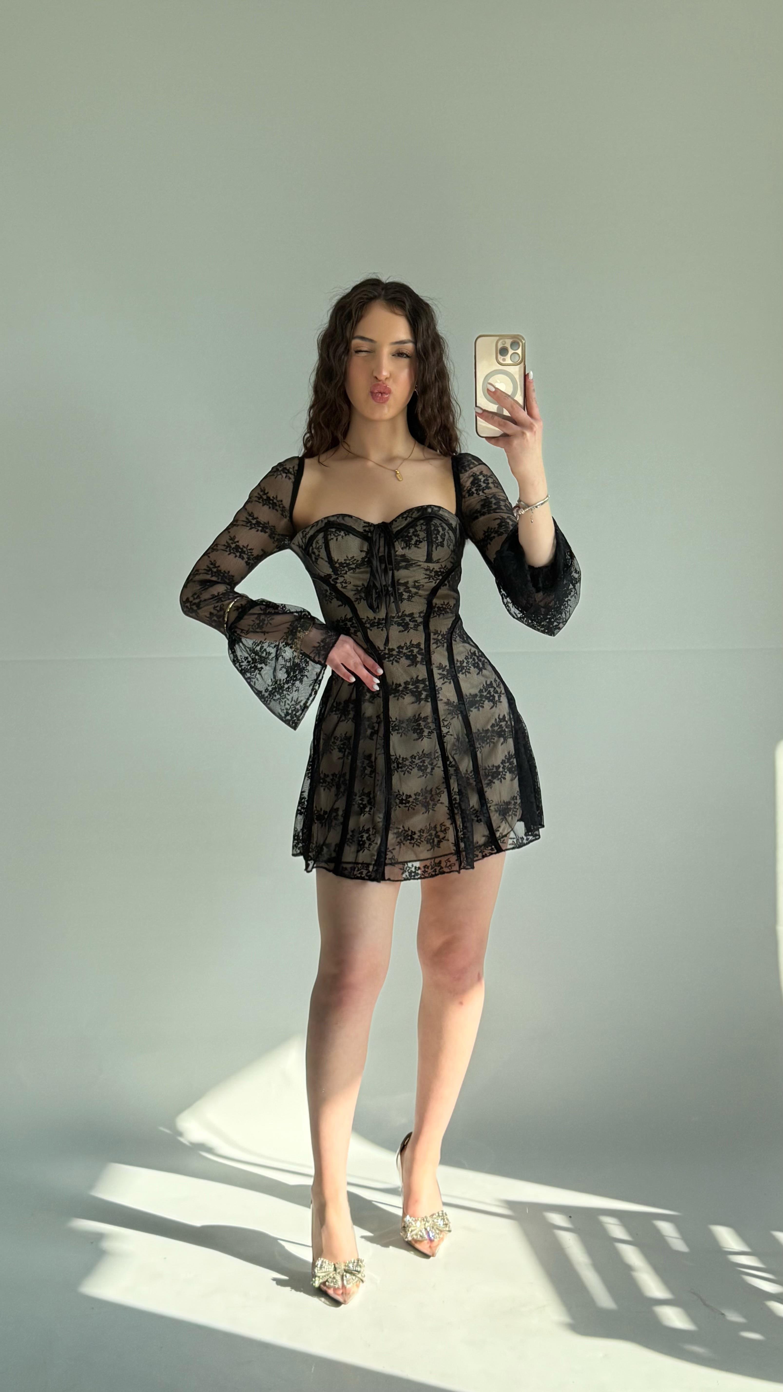 Bella Siyah Elbise