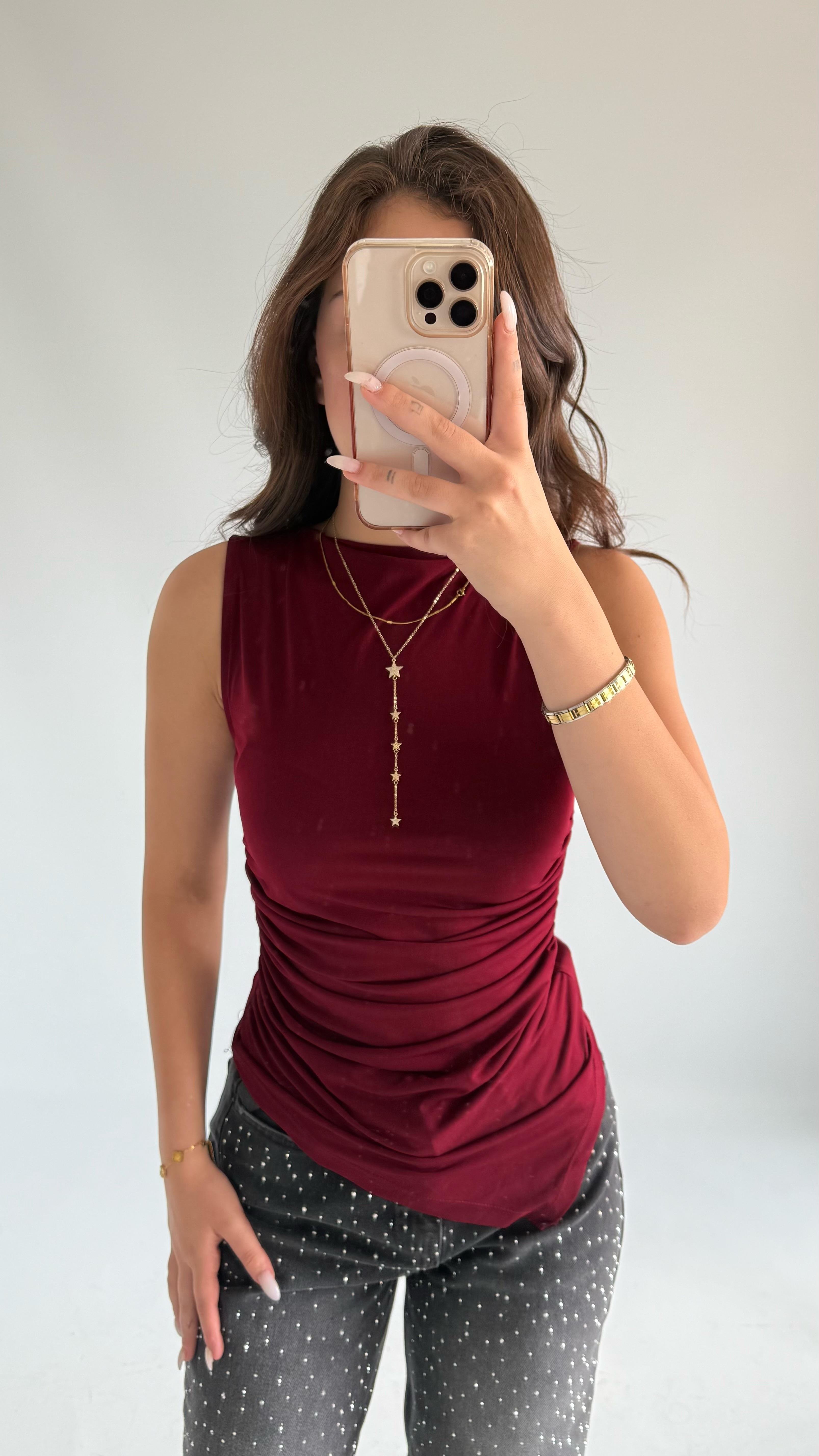 July Sıfır Kol Drape Asimetrik Bluz Bordo