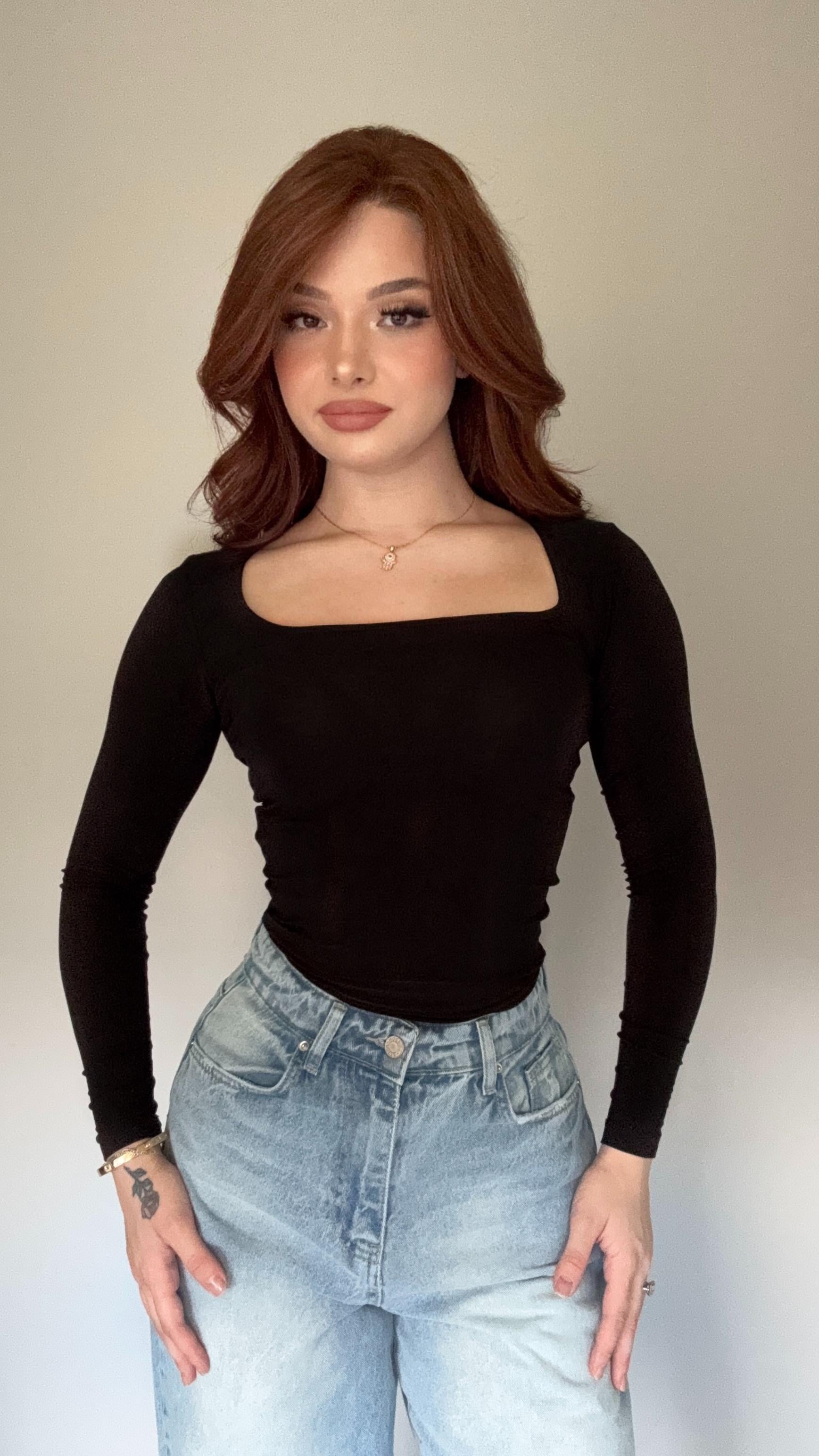 Kare Yaka Uzun Kol Bluz Siyah
