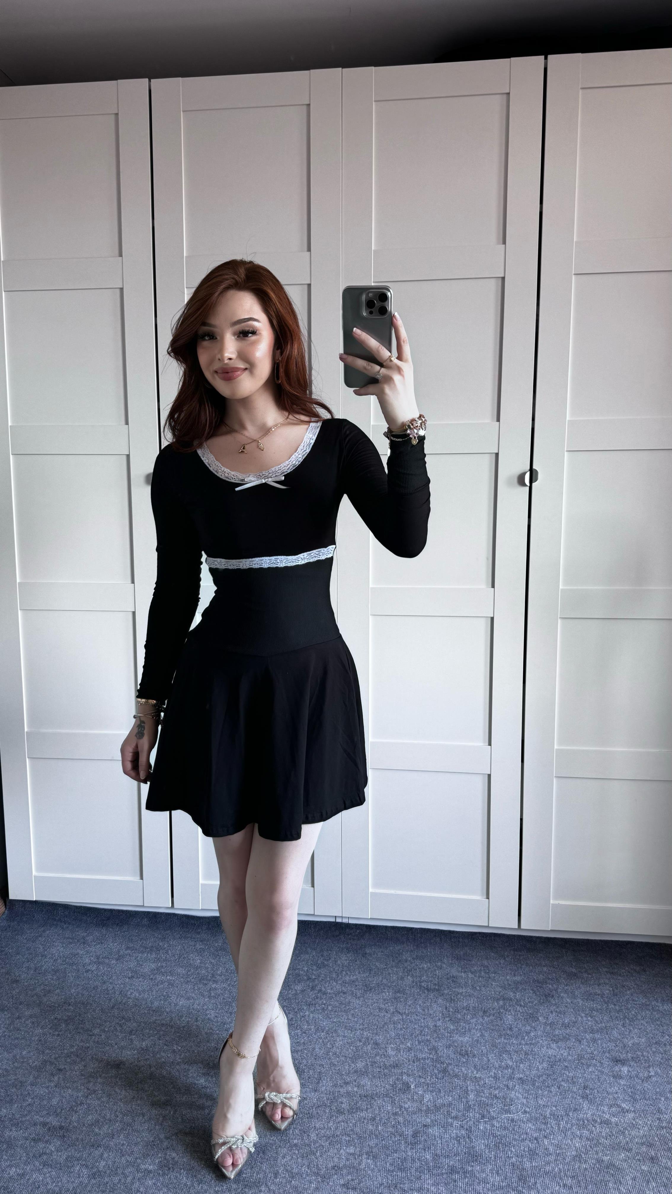 Kore Style Bel Oturmalı Siyah Mini Elbise