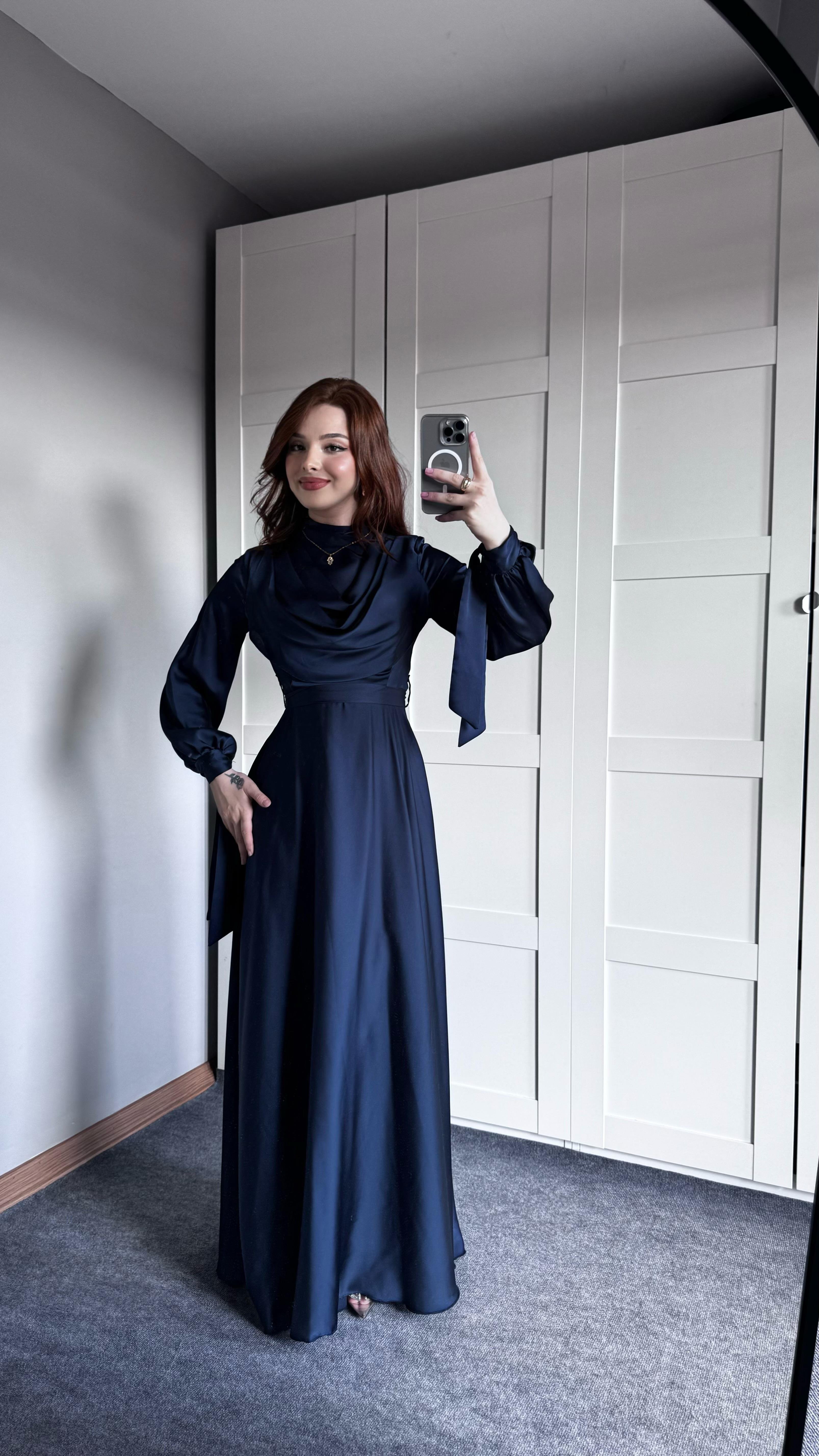Morgana Degaje Abiye Lacivert 