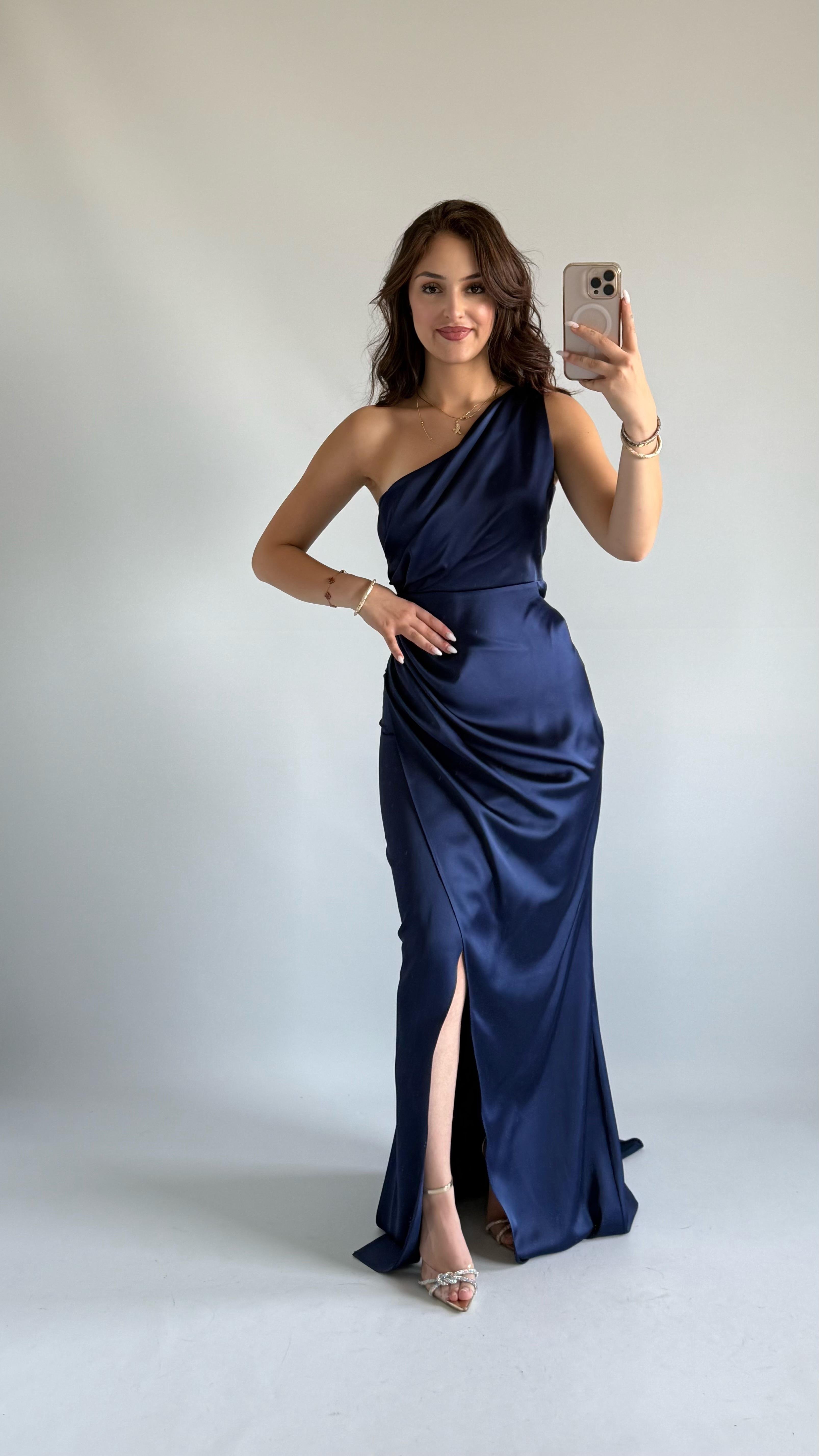 Morticia Tek Omuz Abiye Lacivert