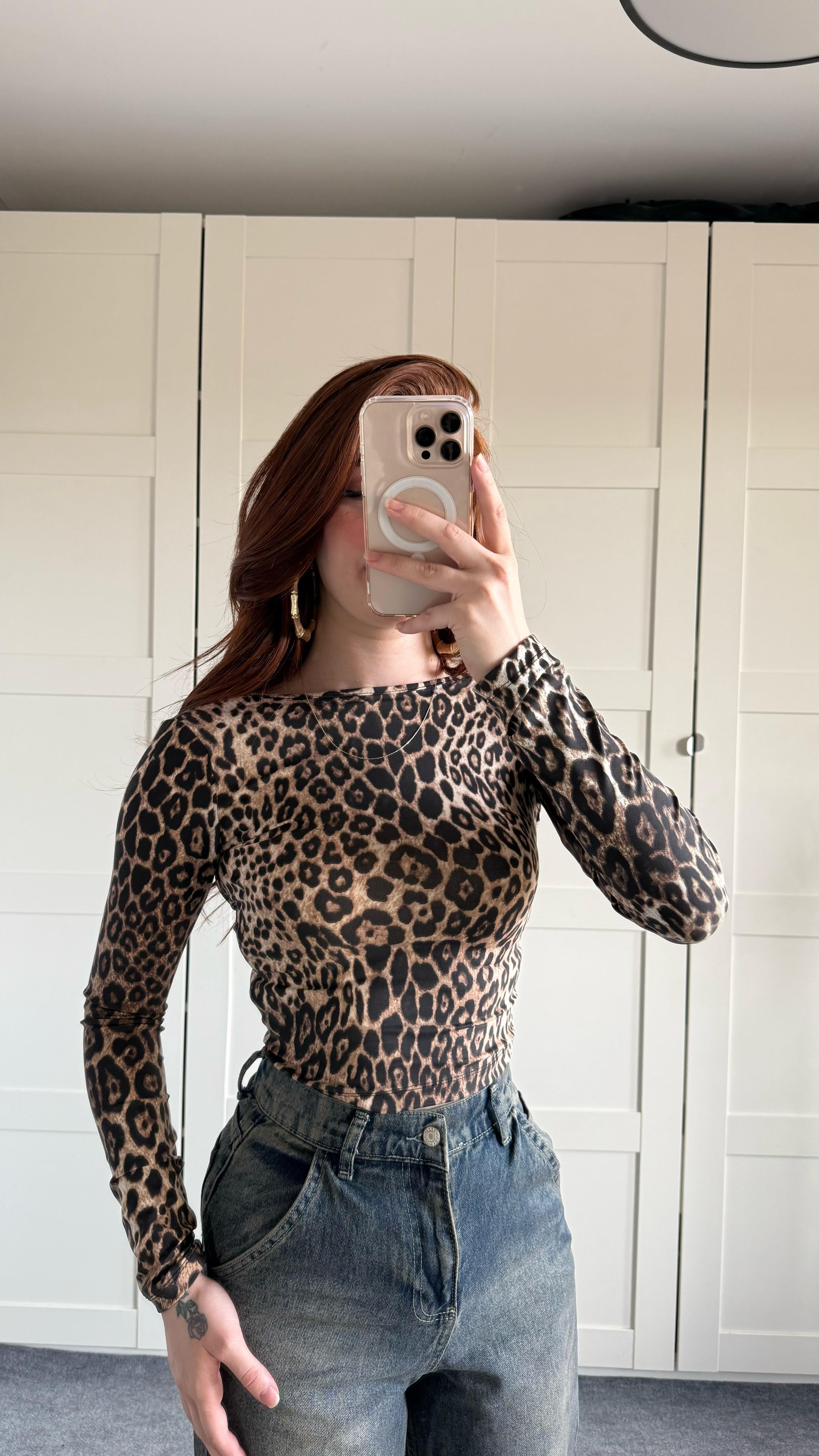 Sırtı Açık Uzun Kol Bluz Leopar