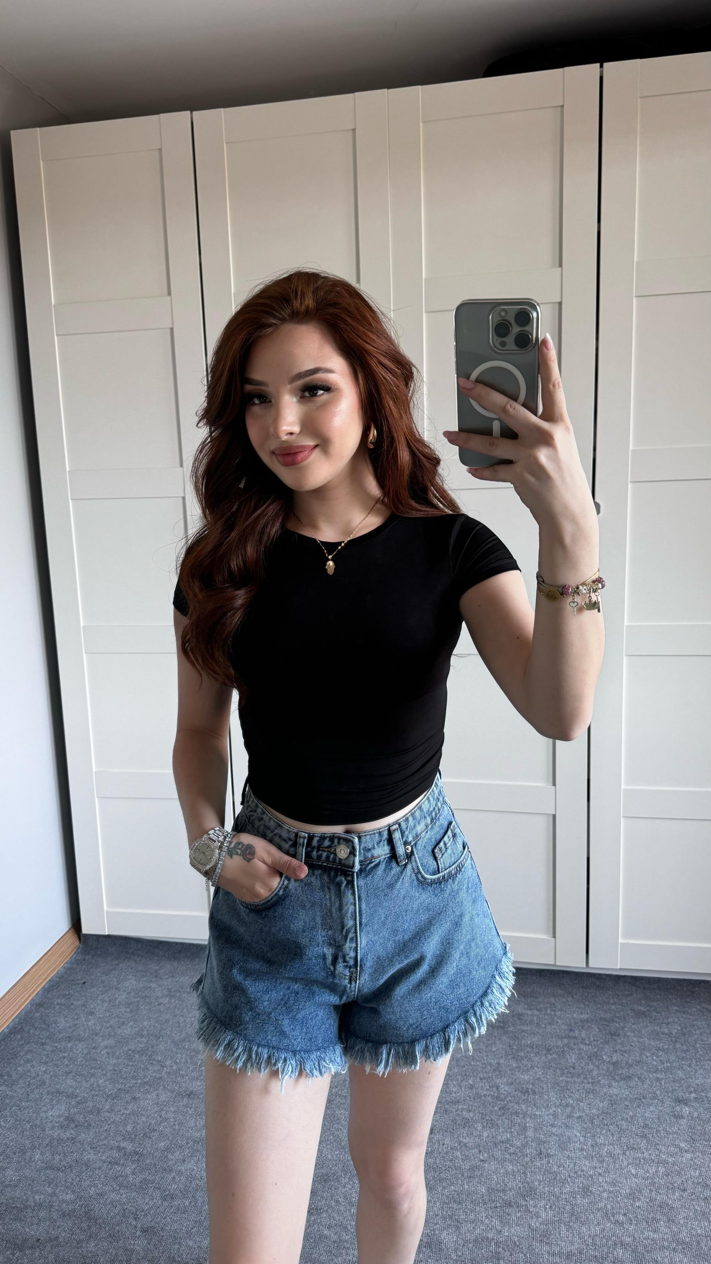 Siyah Sandy Tişört 