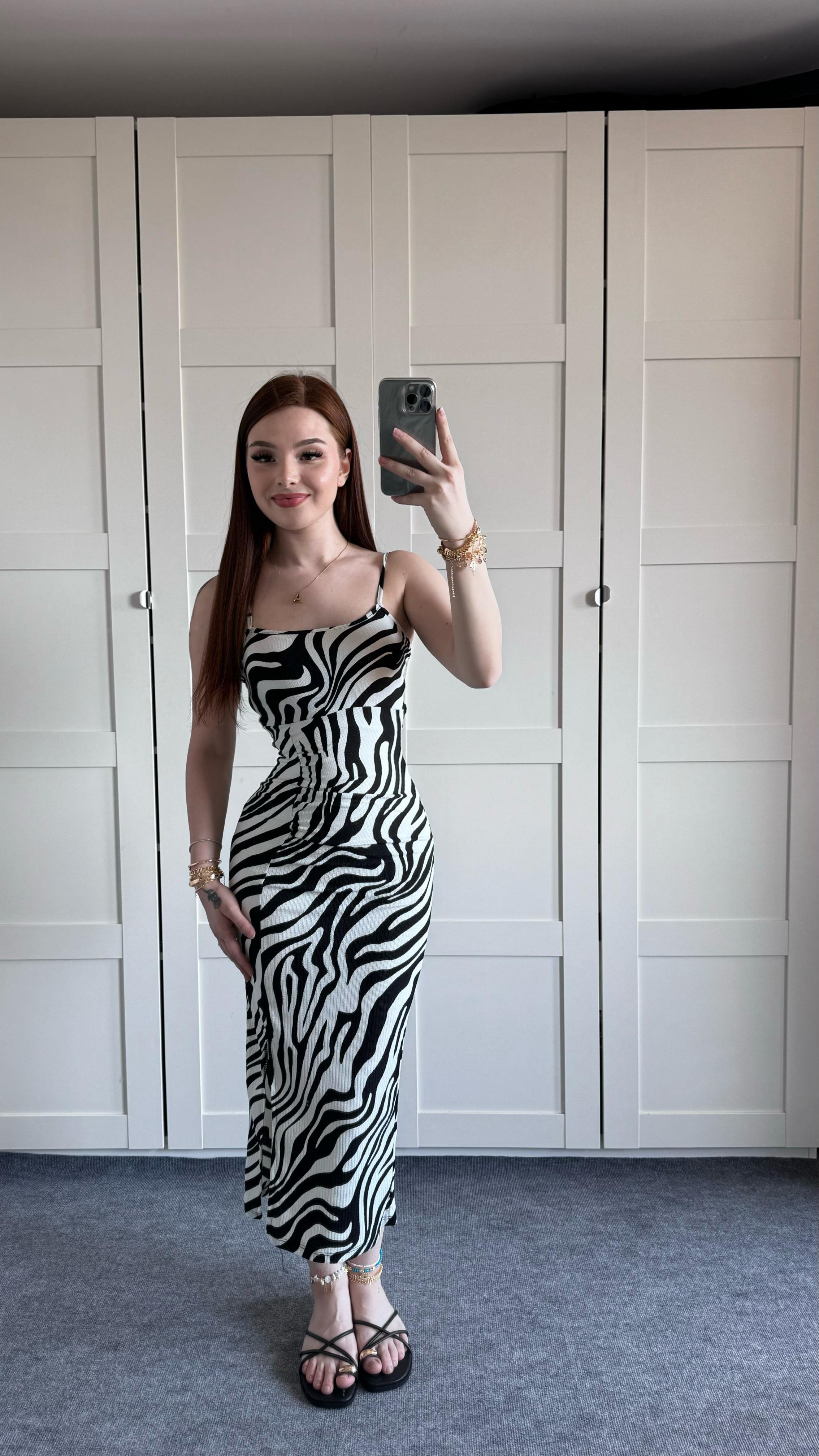 Zebra Askılı Yırtmaçlı Elbise