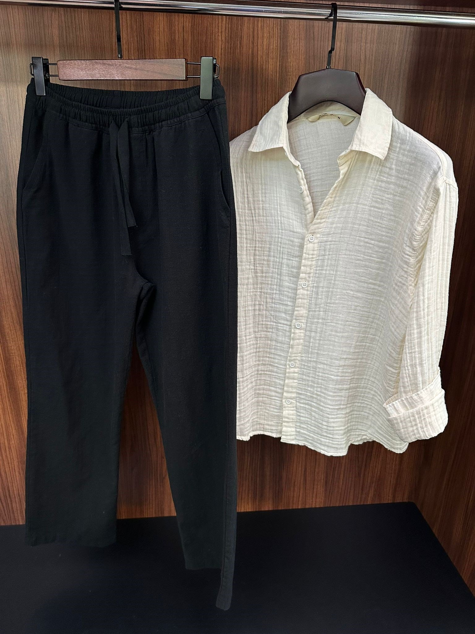 Mikonos Cep Detaylı Basic Müslin Gömlek