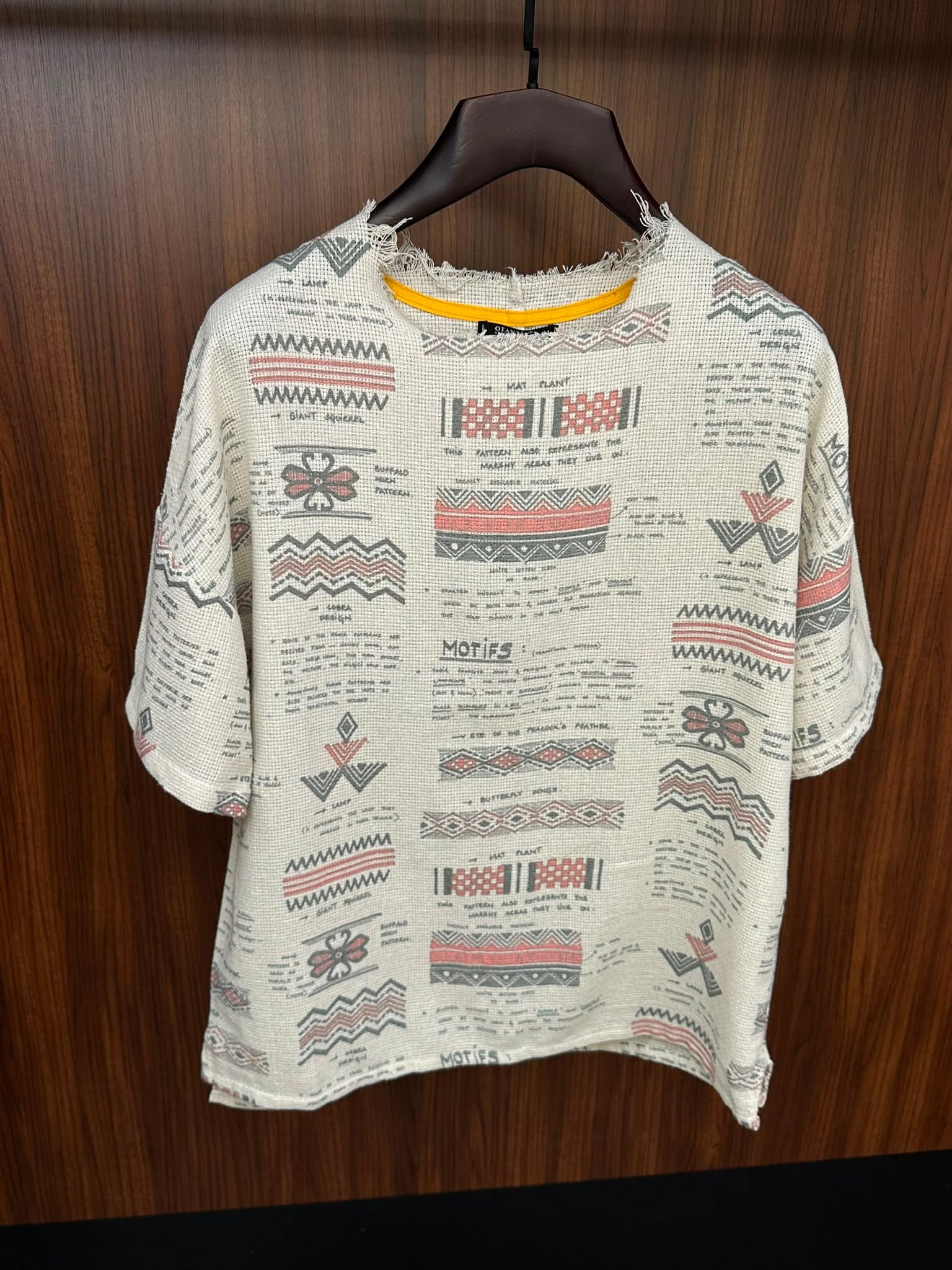 Nora Dijital Baskılı Buldan Kafes T-Shirt