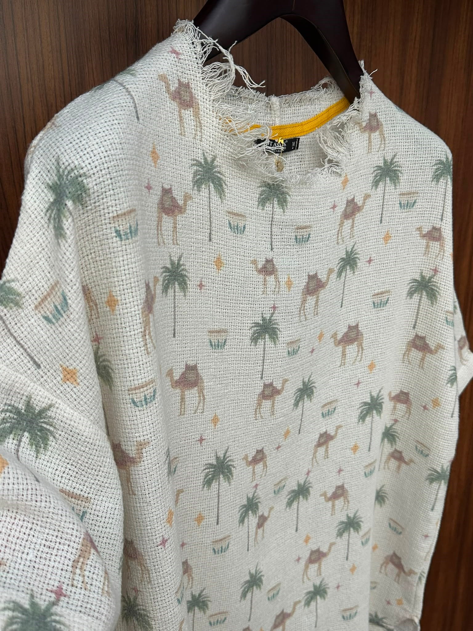 Nora Dijital Baskılı Buldan Kafes T-Shirt