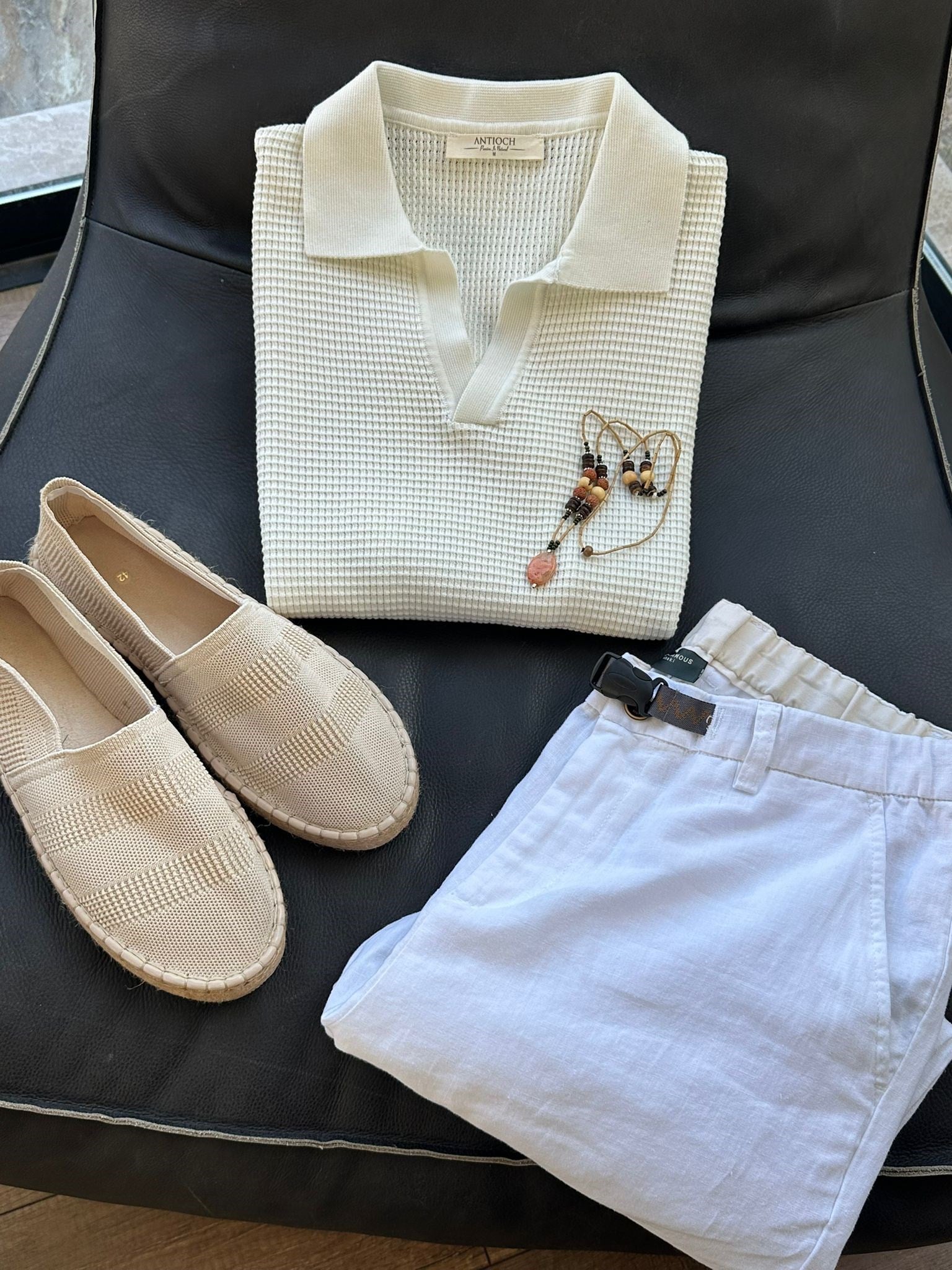 Pirinç Örme Yakalı Triko T-Shirt