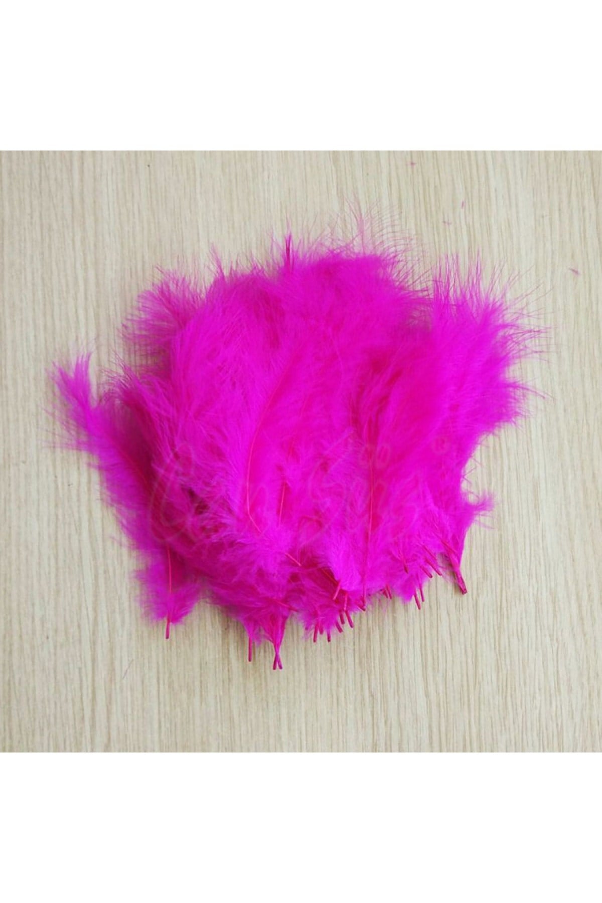 100 Lü Fuşya Koyu Pembe Renkli Doğal Tüy Dekoratif Süsleme El Işi Hobi Malzemesi Balon Içi Saf Tüy