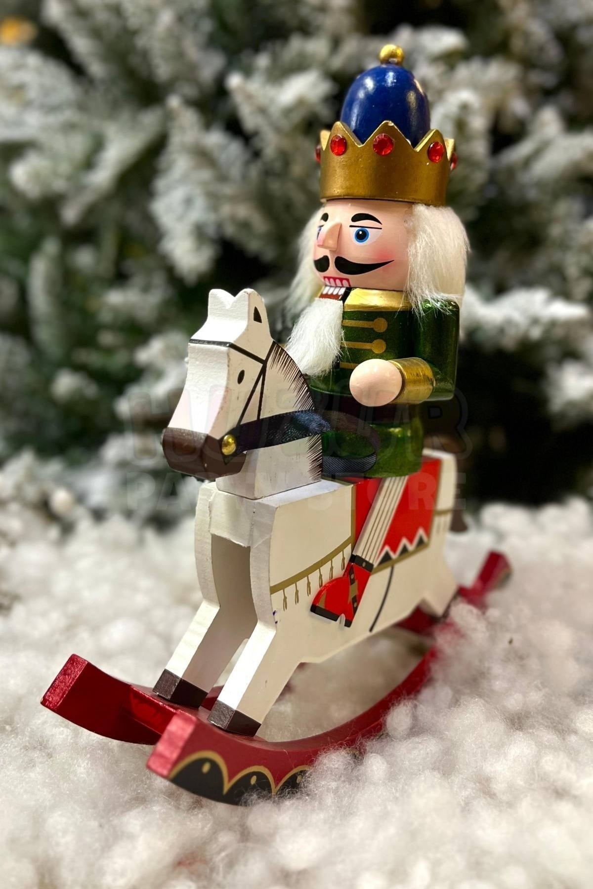 32 Cm Atlı Fındıkkıran Yeşil Gold Renkli Ahşap Kurşun Asker Nutcracker Yılbaşı Yeni Yıl Dekoru