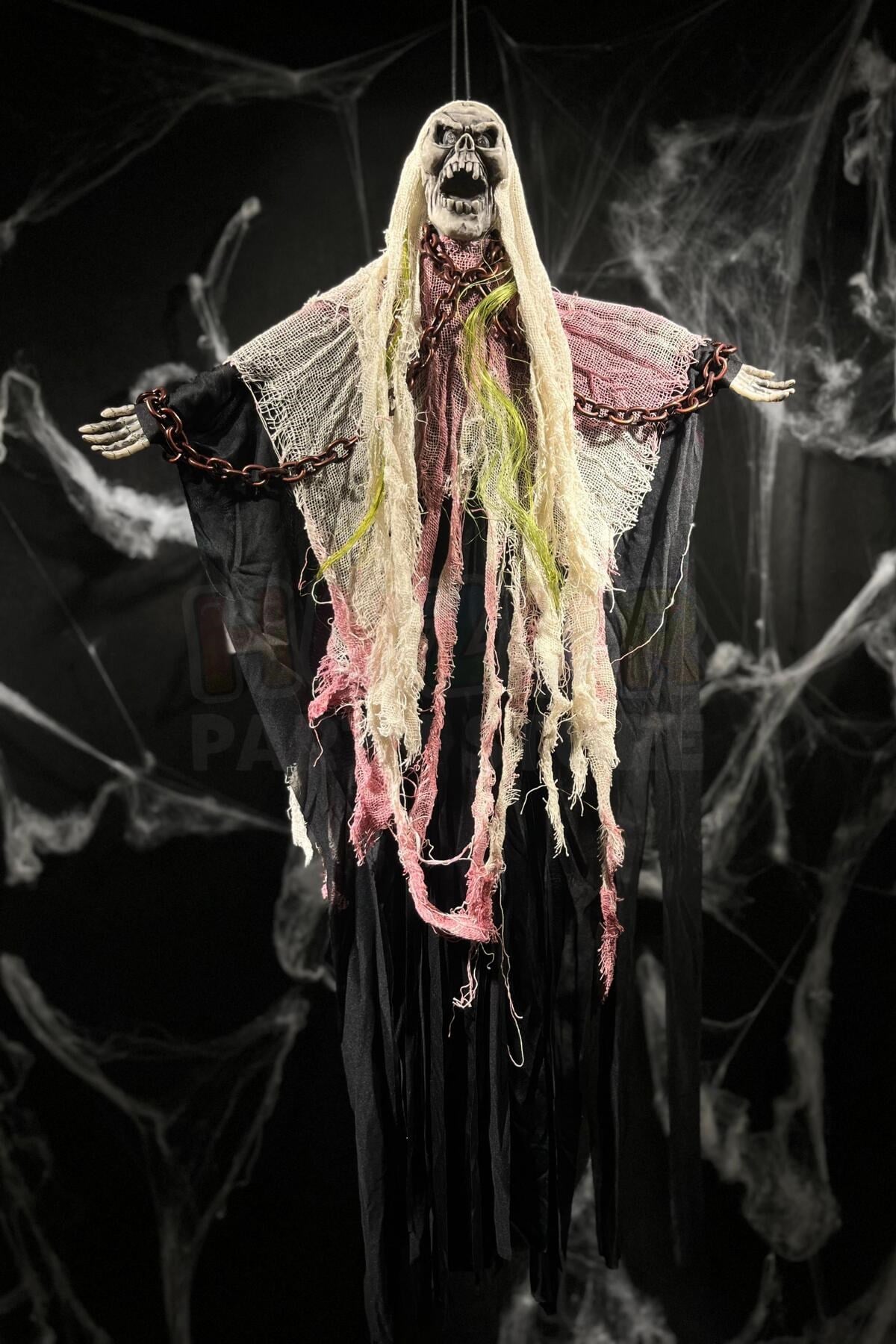 Zincir Detaylı Kanlı Cadı 110 Cm Pilli Sese Duyarlı Işıklı Halloween Cadılar Bayramı Parti Dekoru