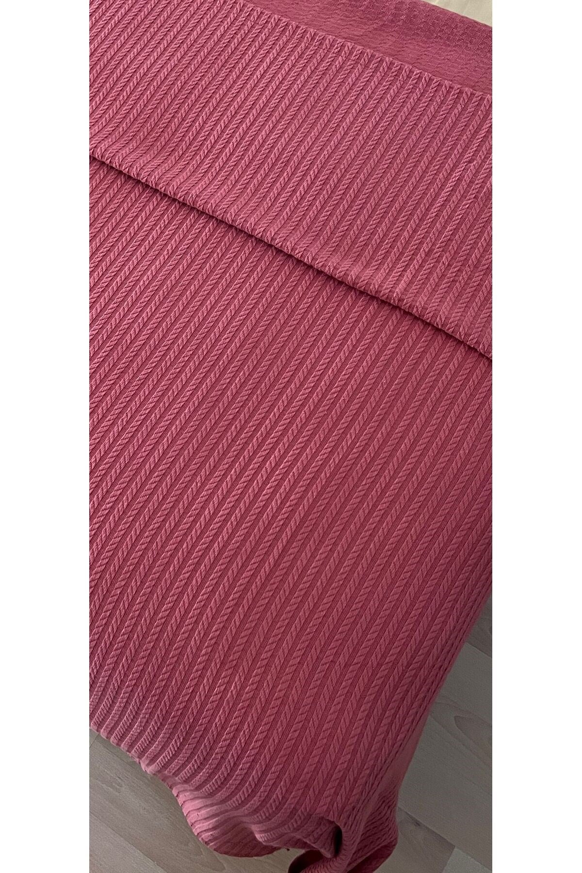 Saç Örgü Modelli TEK Kişilik Pamuklu Pike - Yatak Örtüsü 160 x 220 cm