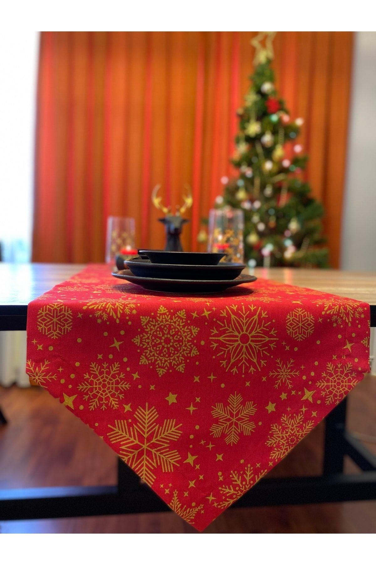 Yılbaşı Özel Runner, Yılbaşı Temalı Özel Dikim Duck Kumaş Gold - Kırmızı , Christmas ( 45x250 Cm )