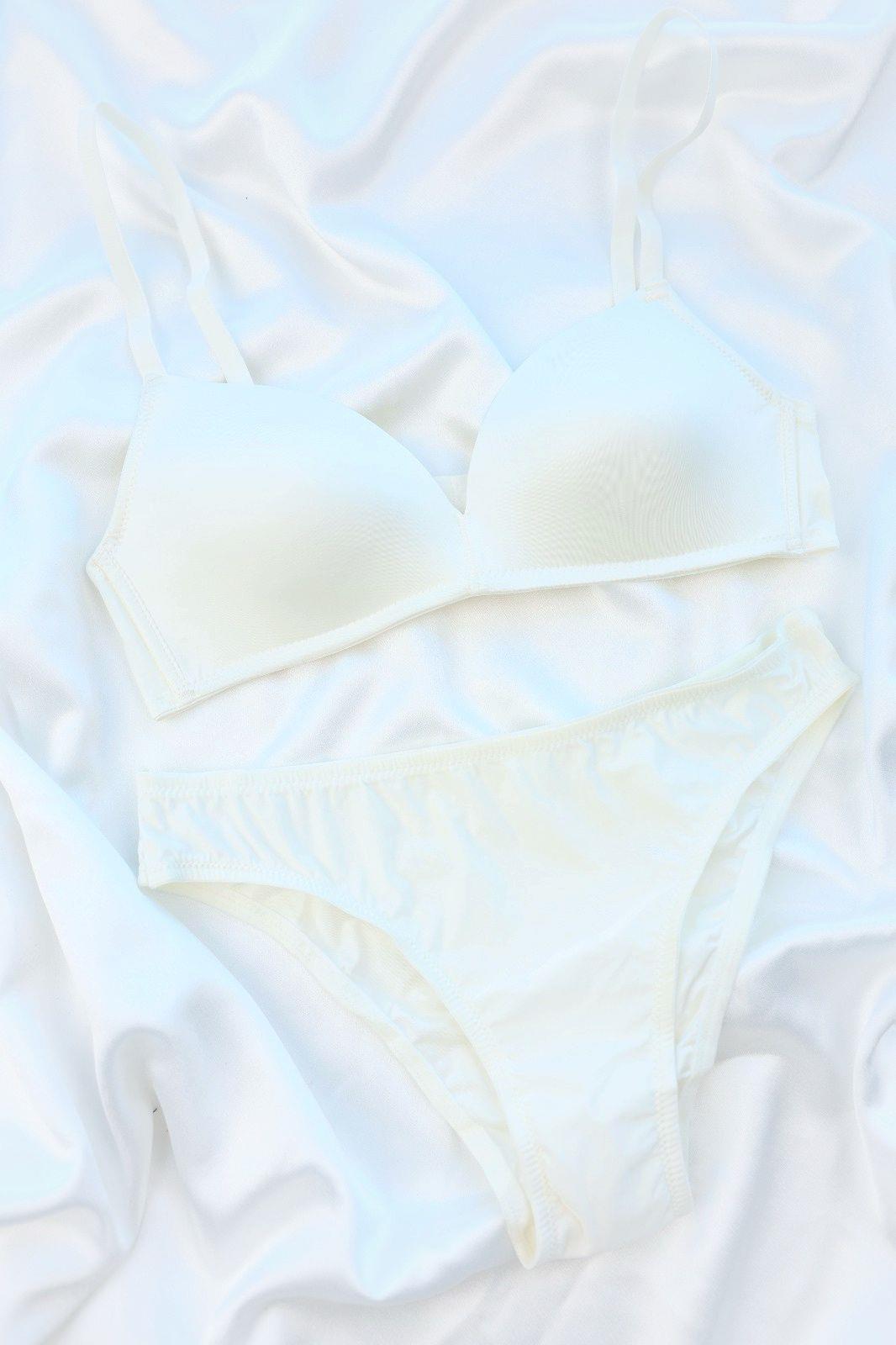 Sütyen TakımAngel Dikişsiz Sütyen Takım