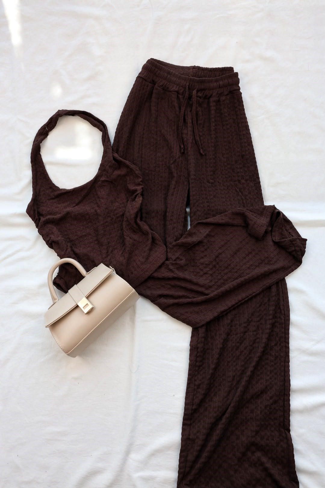 Pantolon TakımBoyun Geçmeli Crop Pantolon Takım