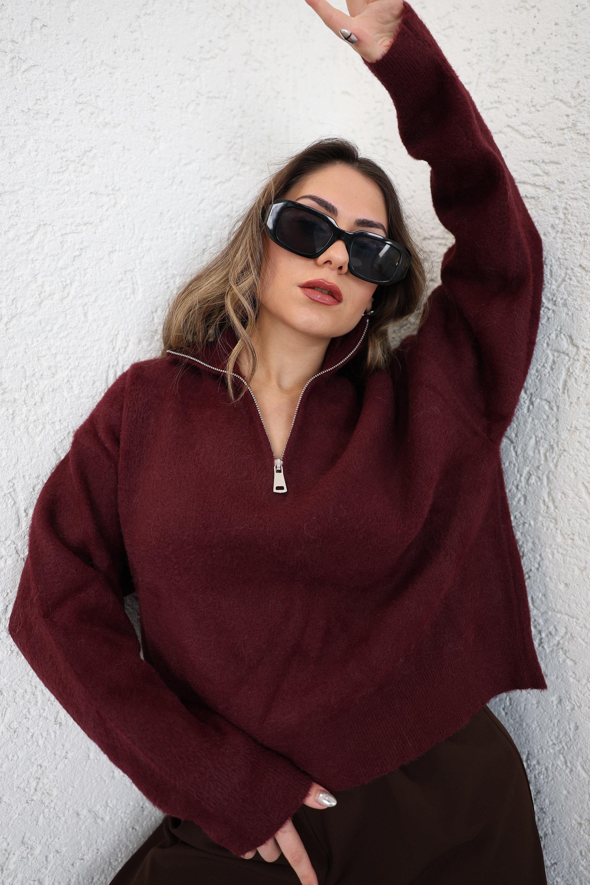 Triko/KazakDik Yaka Fermuarlı Yumoş Kazak