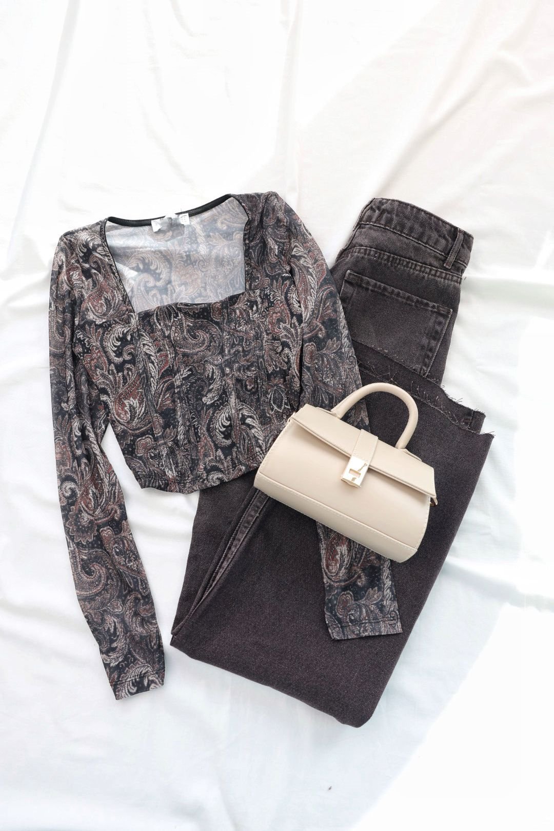 BluzTül Kare Yaka Bluz