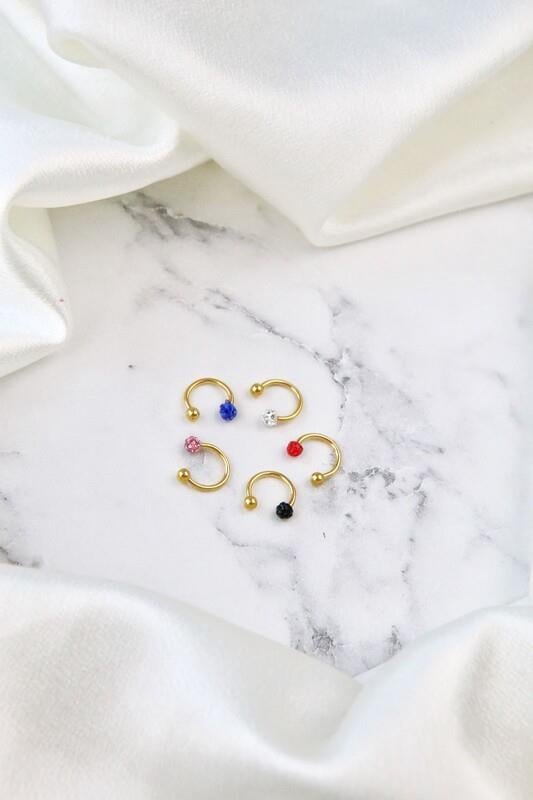 Taşlı Kıkırdak Piercing