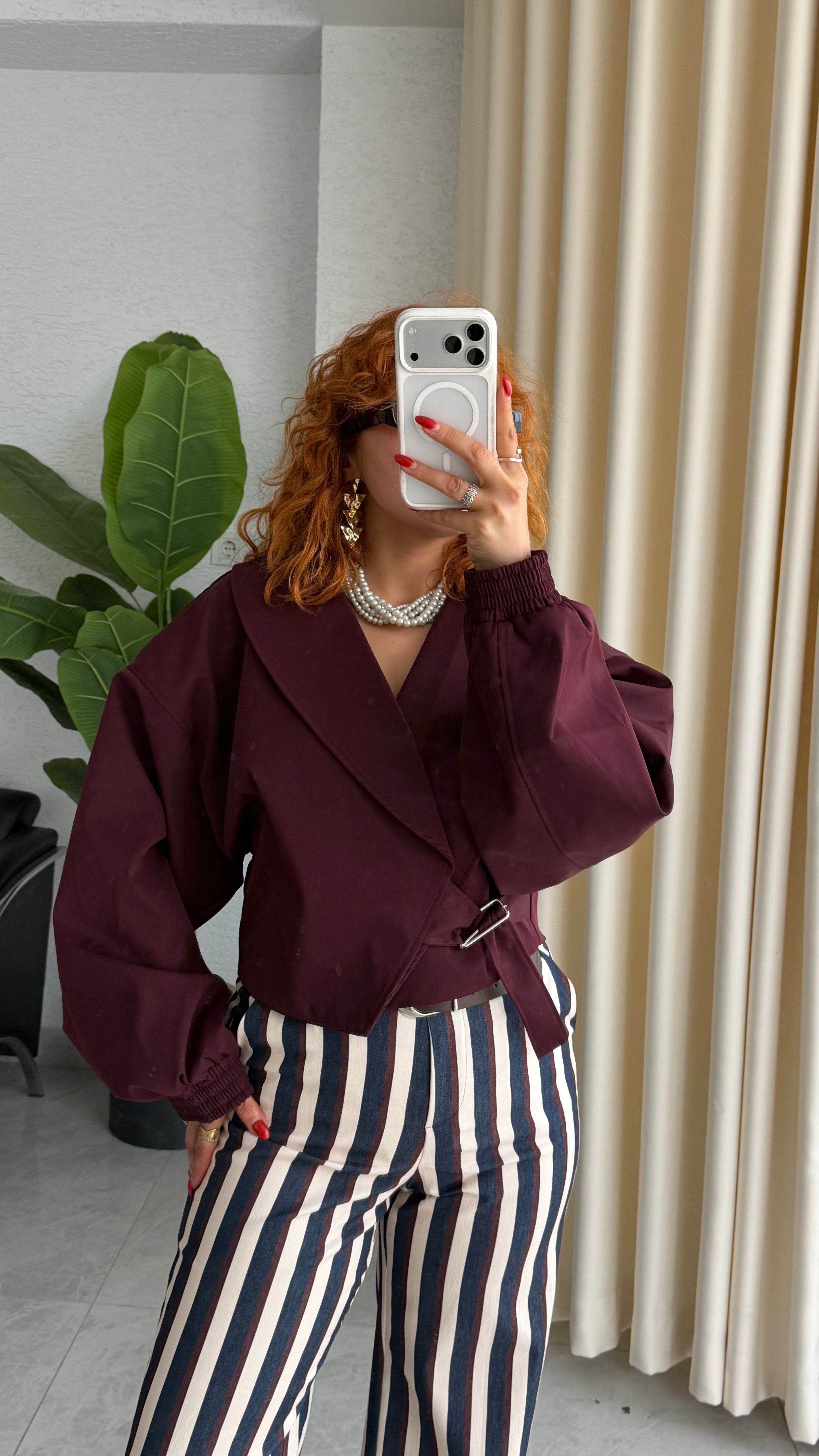 Bordo Şal Yaka Tokalı Balon Kol Crop Ceket