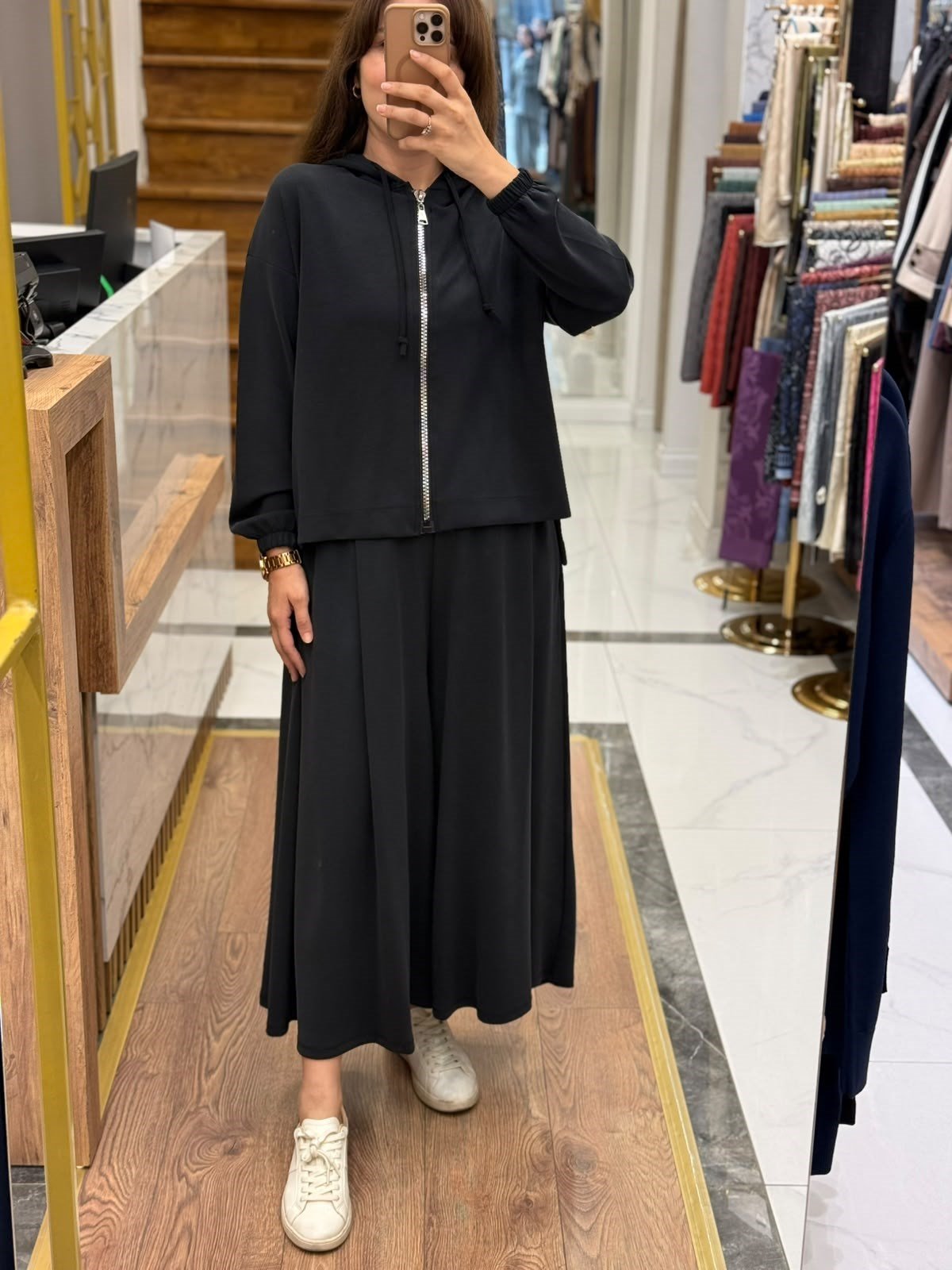MRW-SİYAH MYRA TAKIM