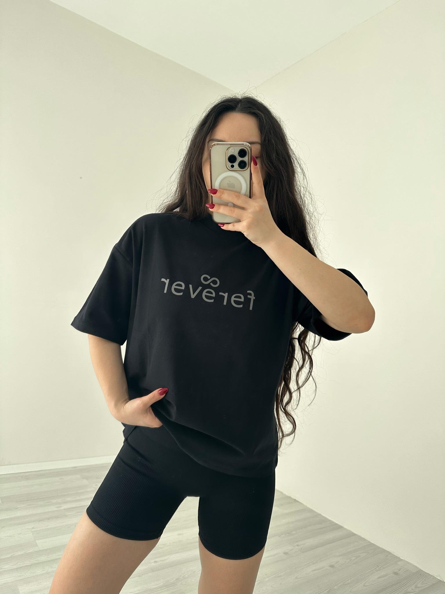 Ferever Logolu Siyah Dik Yaka Tişört