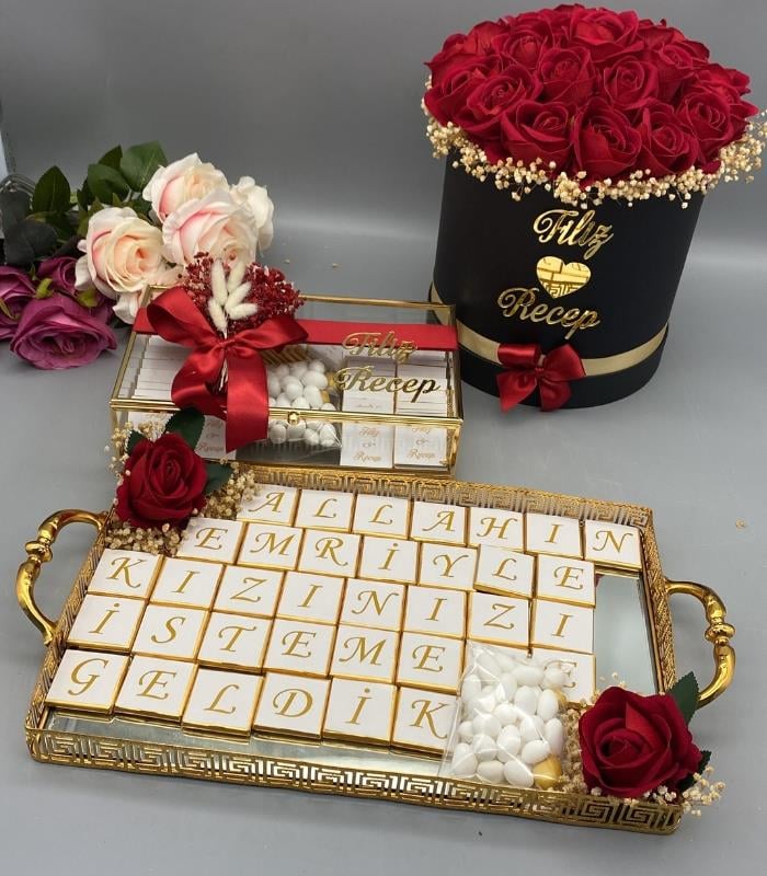 İsteme Çiçeği, Çikolatası 3'lü Set - Kırmızı Gül Demeti, Çikolata Kutusu ve Çikolata Tepsisi