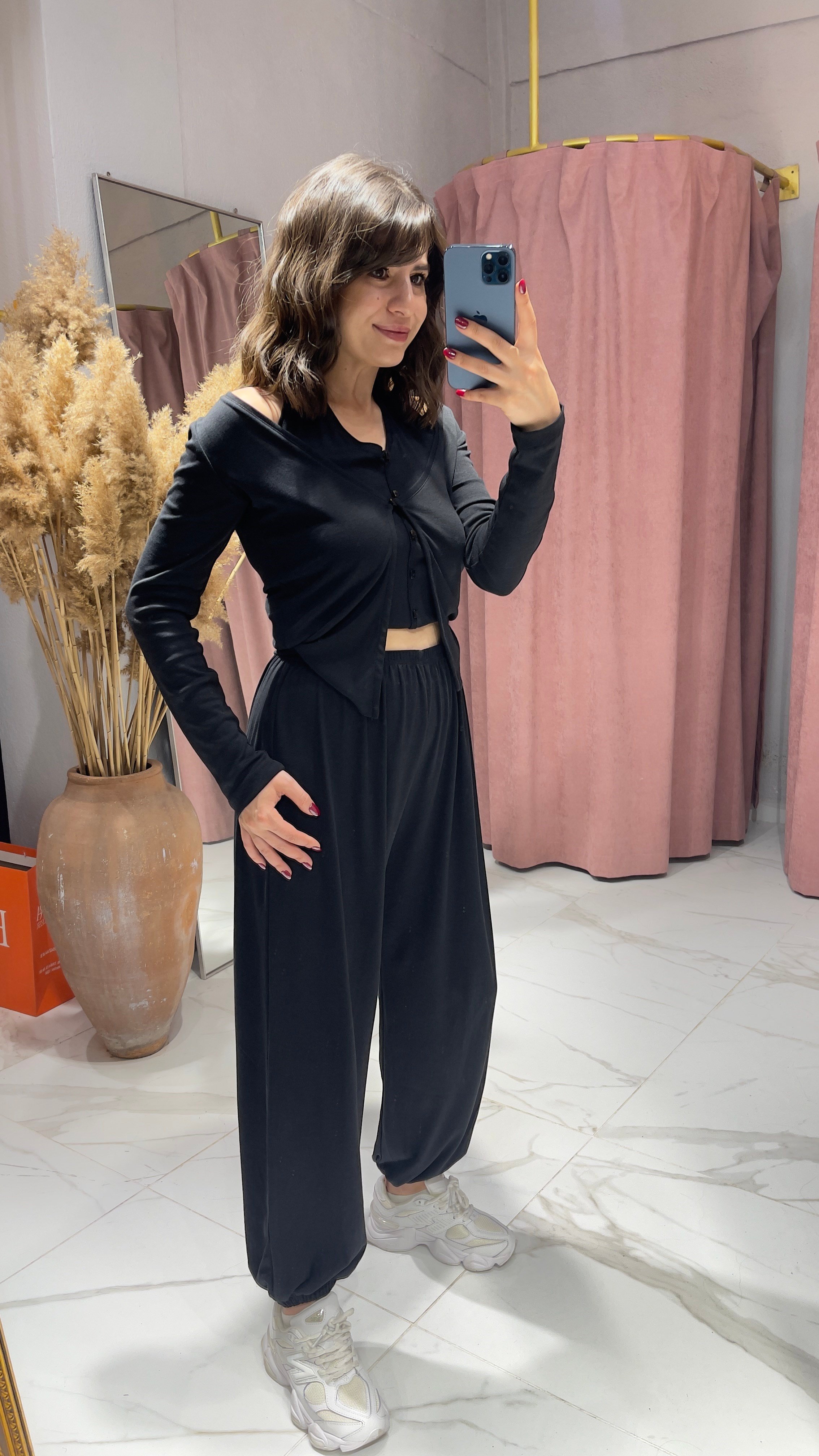 ZR MODEL KENDİNDEN YELEKLİ İNCE TAKIM-SİYAH