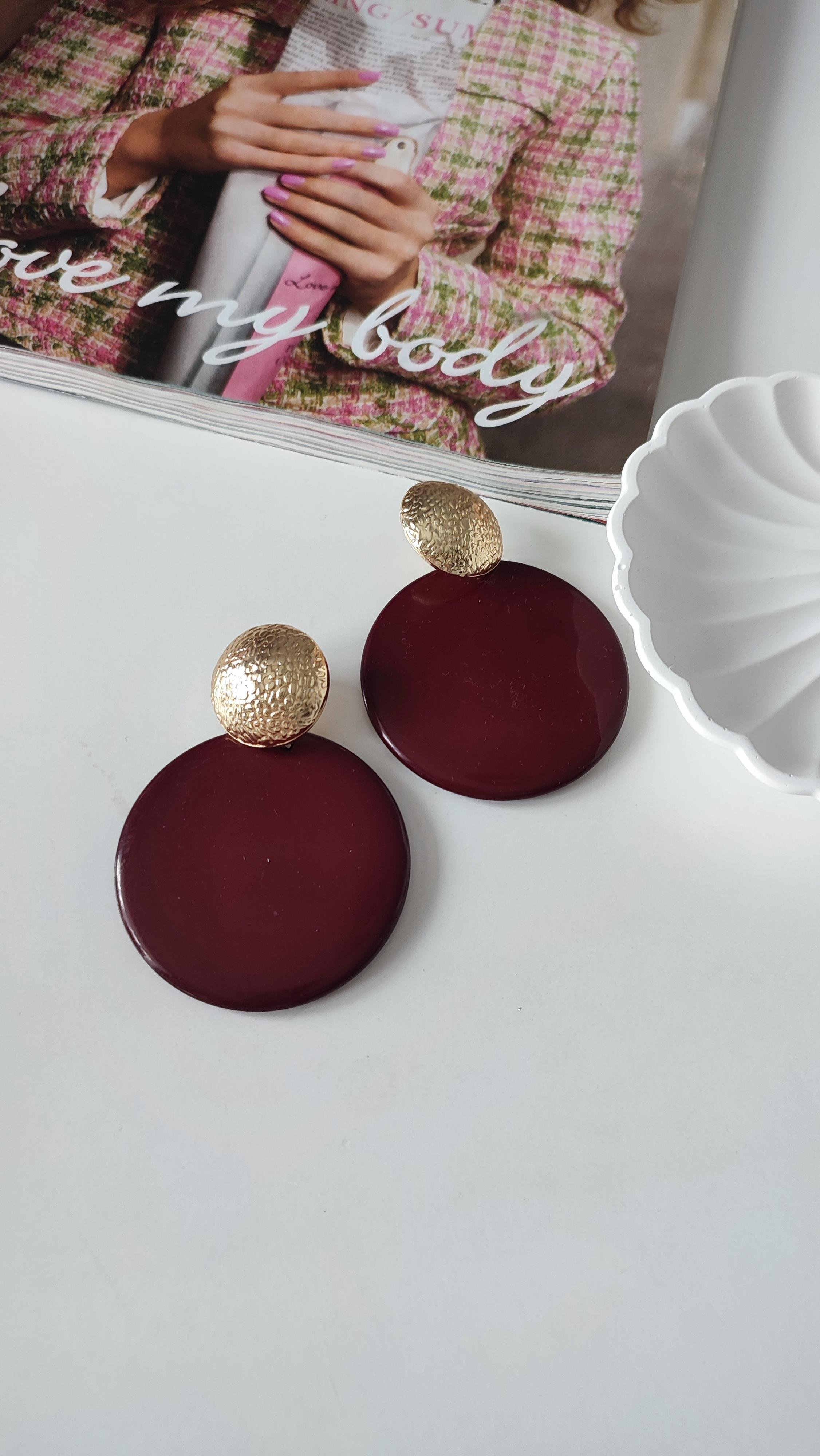 Bordo Yuvarlak Sallantılı Küpe 