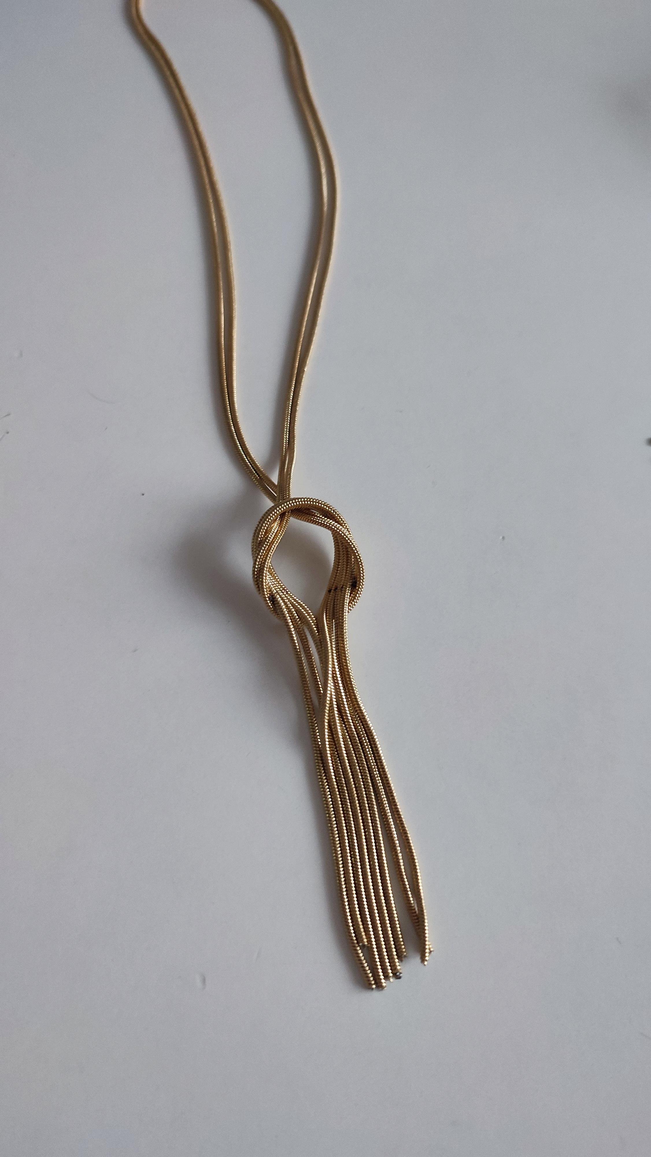 ÇELİK GOLD SARMAL KOLYE 
