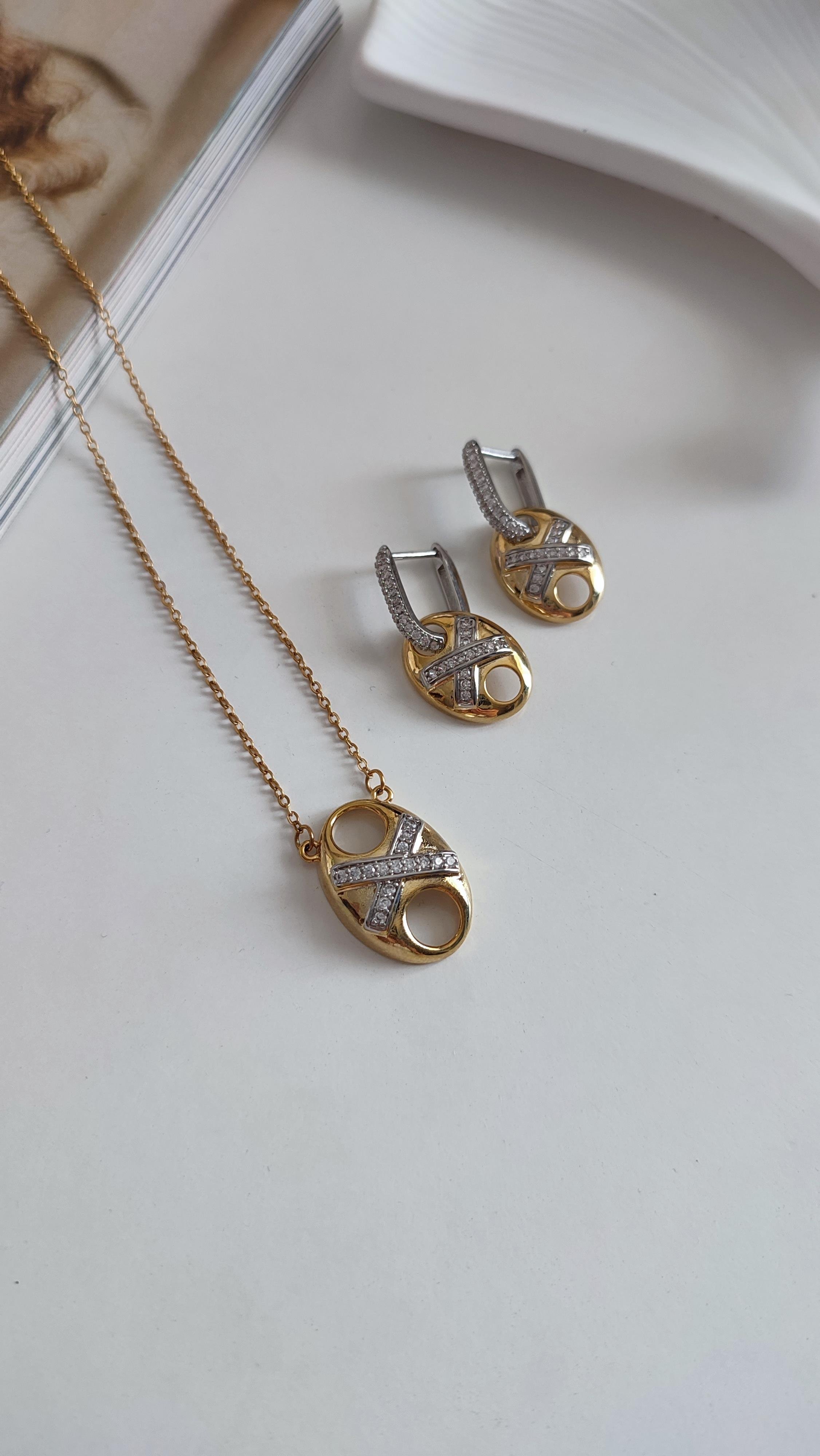 ÇELİK XO KOLYE/KÜPE KOMBİNİ 