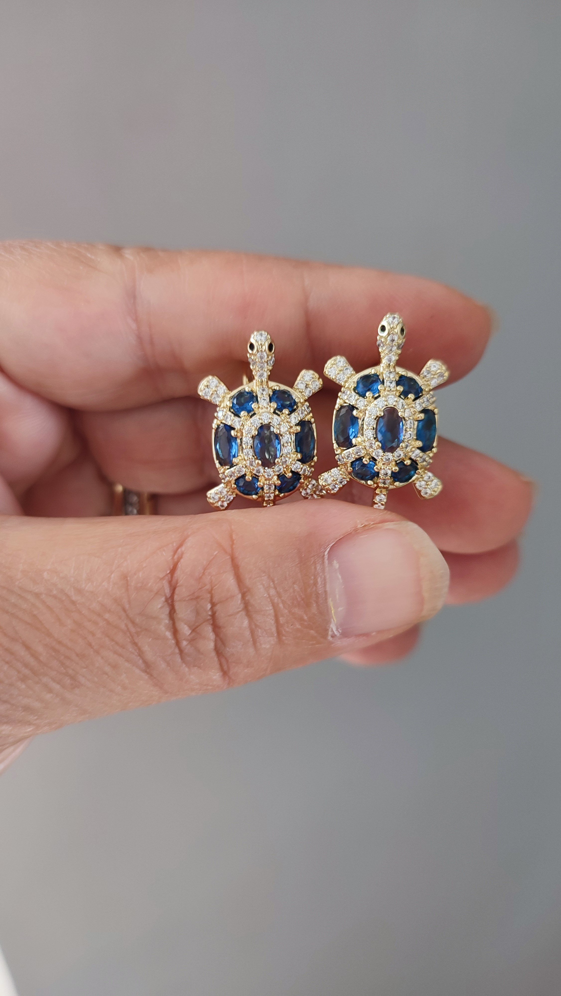 XP LACİVERT TAŞLI KAPLUMBAĞA KÜPE 